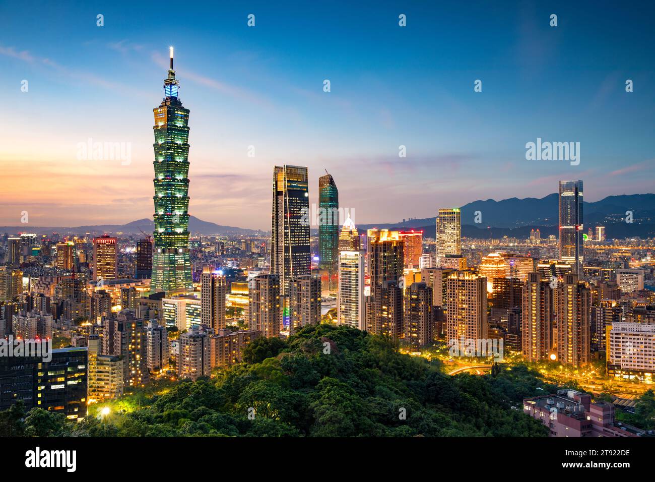 Ville de Taipei à Taiwan, nuit Banque D'Images
