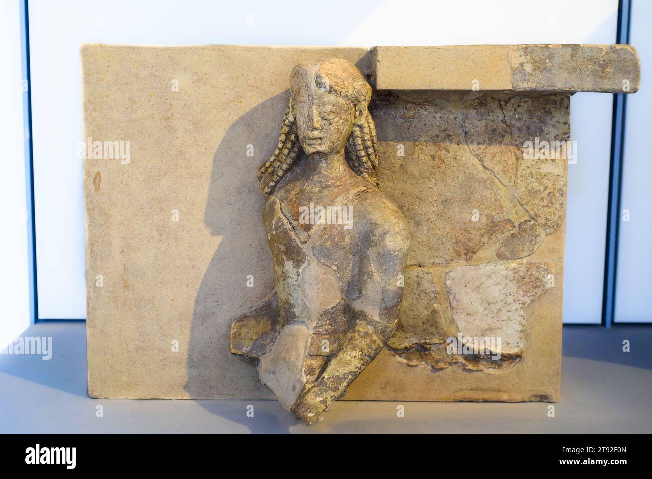 ARULA (petit autel transportable). Figurine masculine nue 525-500 BC Terracotta - Antonino Salinas Musée archéologique régional - Palerme, Sicile Banque D'Images