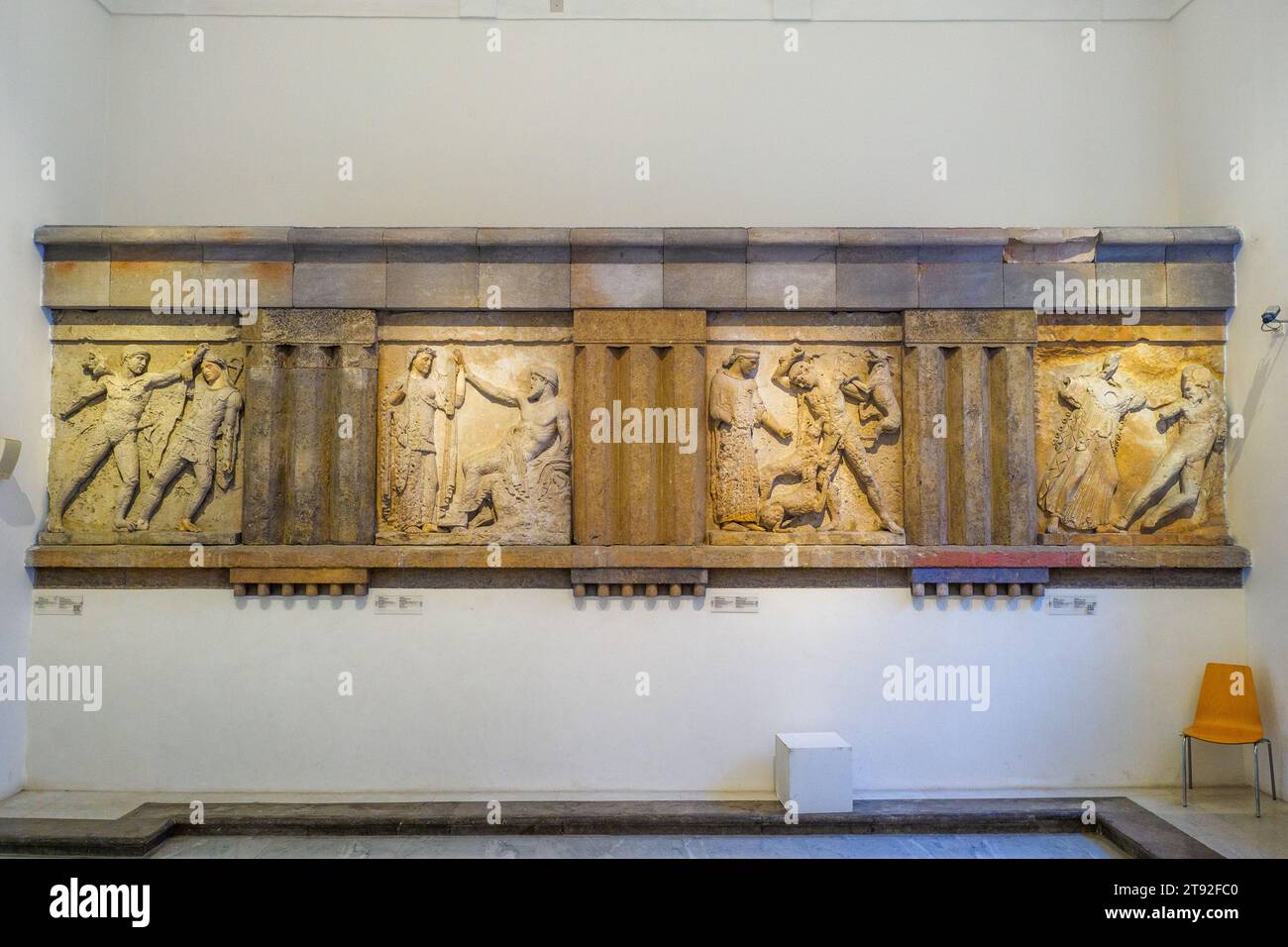Métopes retirées des temples de Selinonte - Antonino Salinas Musée archéologique régional - Palerme, Sicile Banque D'Images