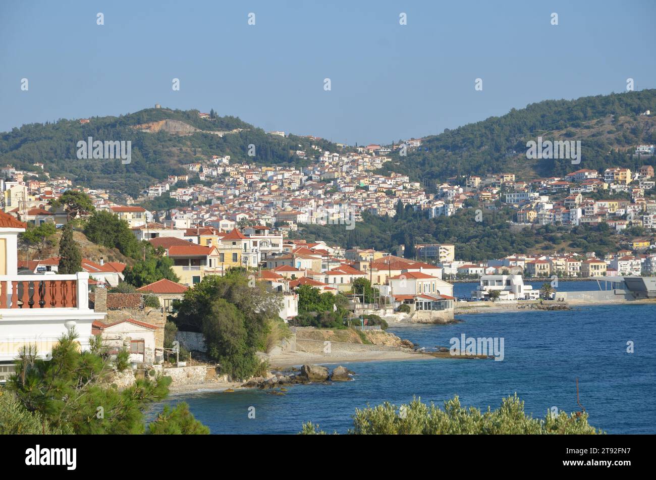 Grèce, Nord Égée, île de Samos la ville portuaire de Vathy et bâtiments néoclassiques Banque D'Images
