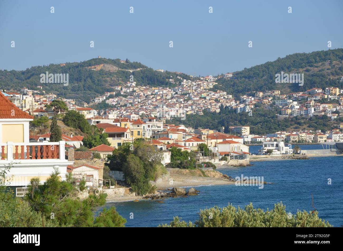 Grèce, Nord Égée, île de Samos la ville portuaire de Vathy et bâtiments néoclassiques Banque D'Images