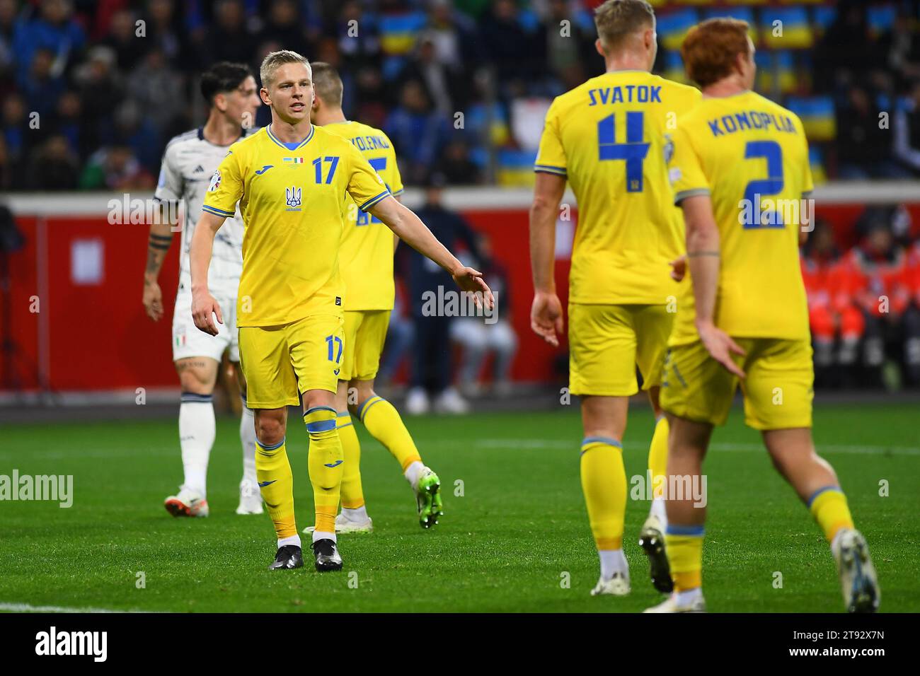LEVERKUSEN, ALLEMAGNE 20 novembre 2023 Oleksandr Zinchenko, l'UEFA