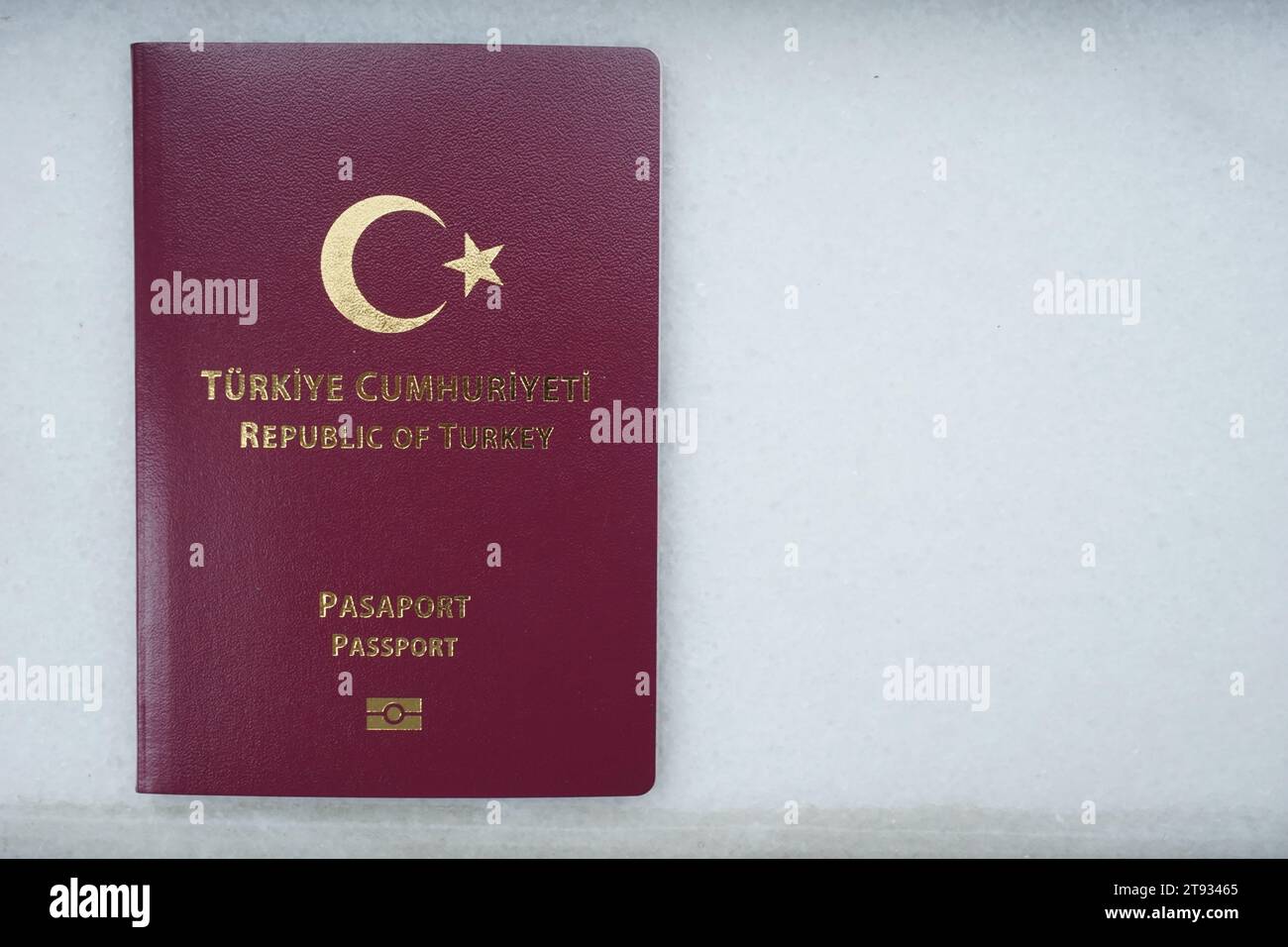 Passeport rouge de la République de Türkiye Banque D'Images