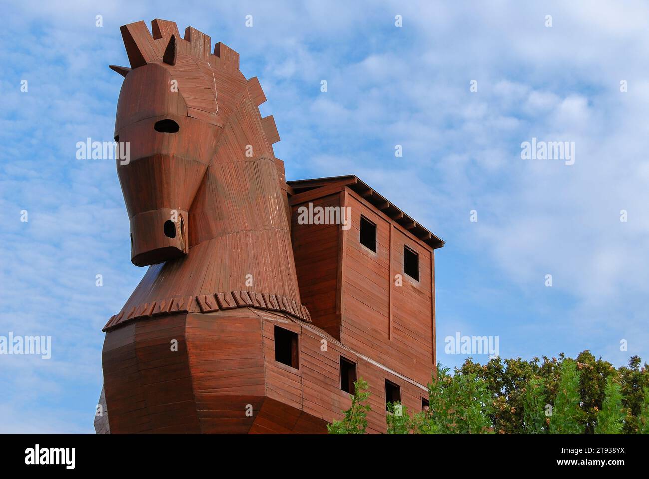 Cheval de Troie. Fait de bois, attraction touristique dans l'ancienne ville de Troya, Hisarlik en Turquie. Banque D'Images