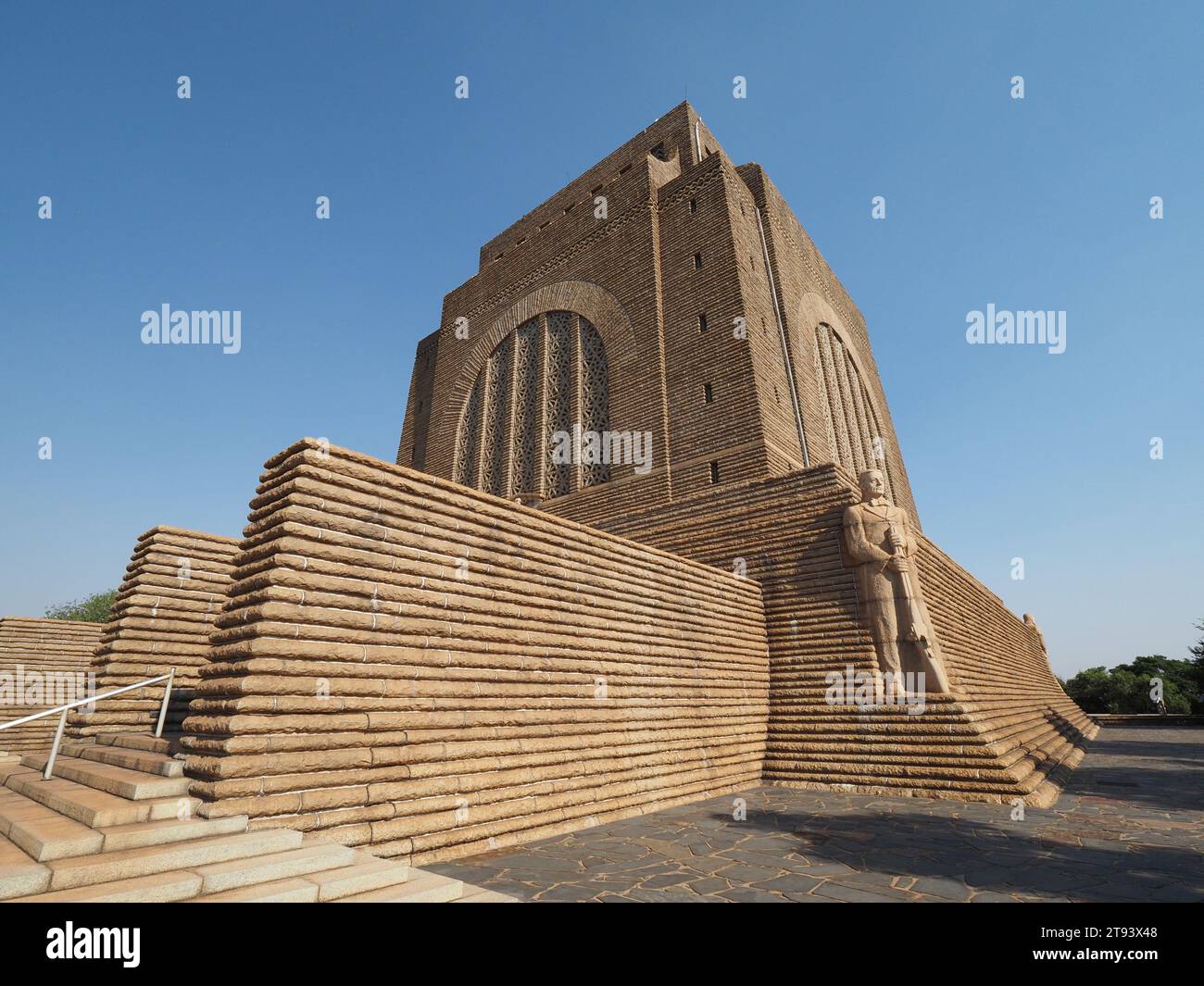 Monument Voortrekker juste à l'extérieur de Pretoria, Gauteng, Afrique du Sud. Il fait 40 mètres de haut. Banque D'Images