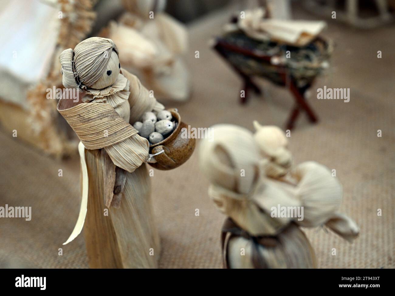 Exposition jubilaire de scènes de nativité à Klementinum, qui a lieu seulement une fois tous les 100 ans, à Prague, République tchèque, le 22 novembre 2023. L'exposition a lieu à Klementinum, où la première scène de la Nativité a été créée dans les pays tchèques en 1562 et où l'exposition Jubilee manger Scene a été organisée en 1923. Une exposition représentative présente les œuvres des meilleurs créateurs contemporains de scènes de la Nativité en République tchèque et c'est la partie tchèque de la célébration mondiale du 800e anniversaire de la première scène de la Nativité créée par St. François d'Assise à Greccio in Banque D'Images