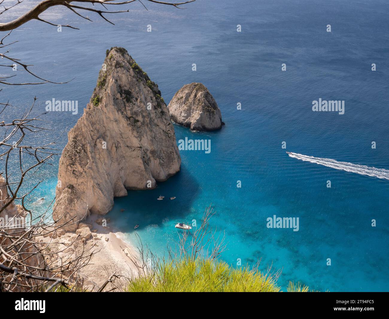 Formation rocheuse dans l'île de Zakynthos Grèce près du village de Keri. Banque D'Images