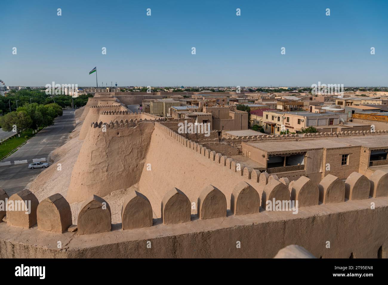 Les murs de la ville d'Itchan Kala. Itchan ou Ichan Kala est une ancienne ville fortifiée de la ville de Khiva en Ouzbékistan. Banque D'Images