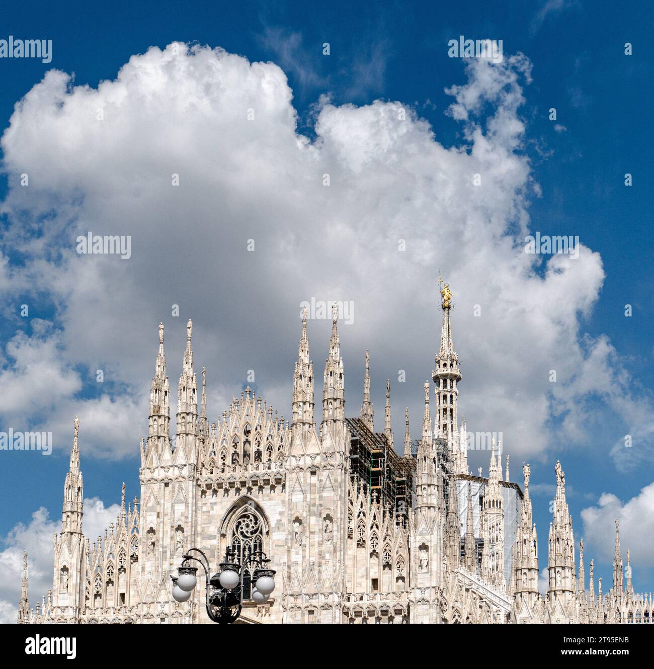 Une vue suggestive du Duomo di Milano Banque D'Images
