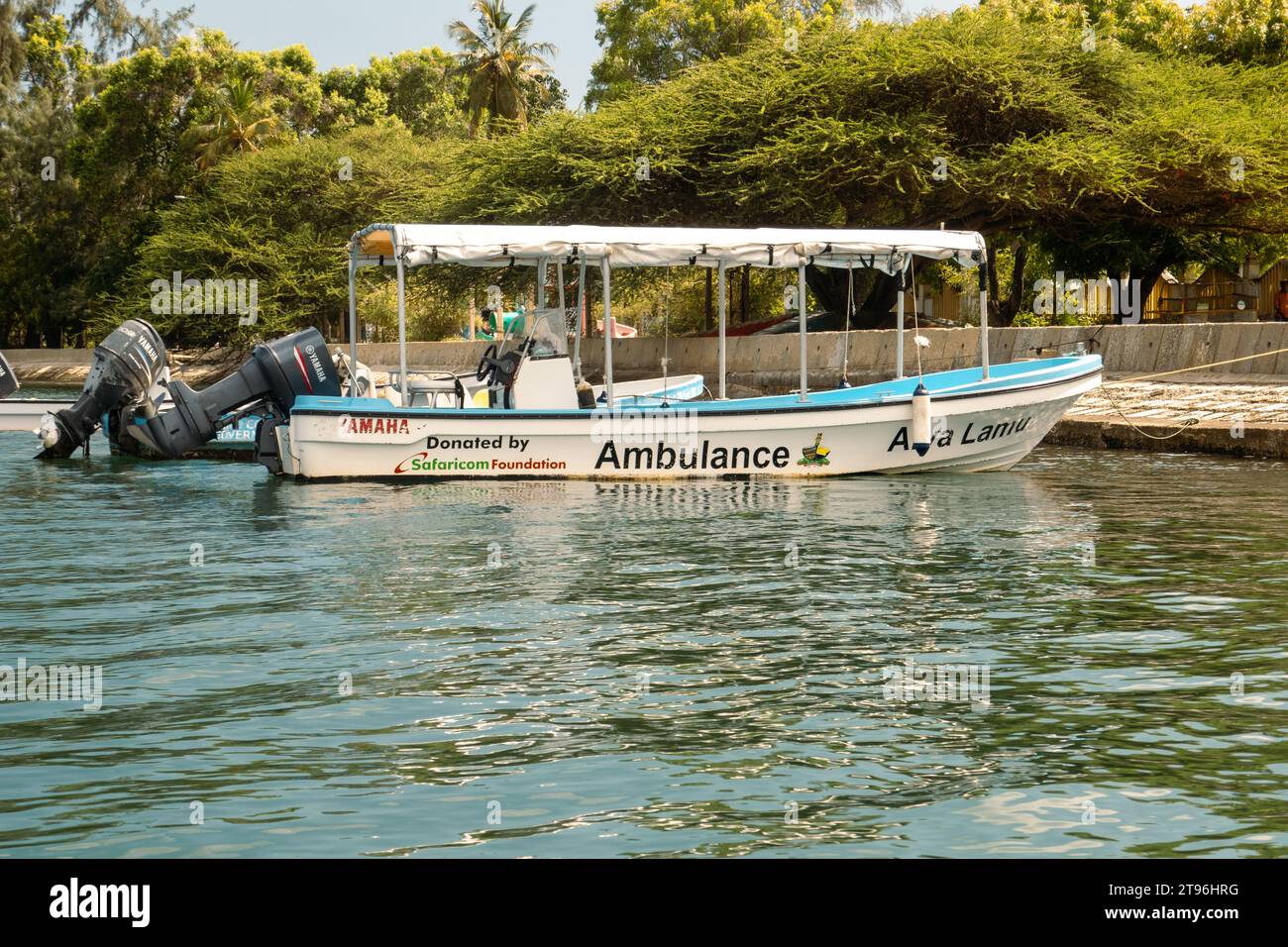 Une ambulance de l'eau financée par le gouvernement - bateau de sauvetage à Lamu Isand, au Kenya Banque D'Images