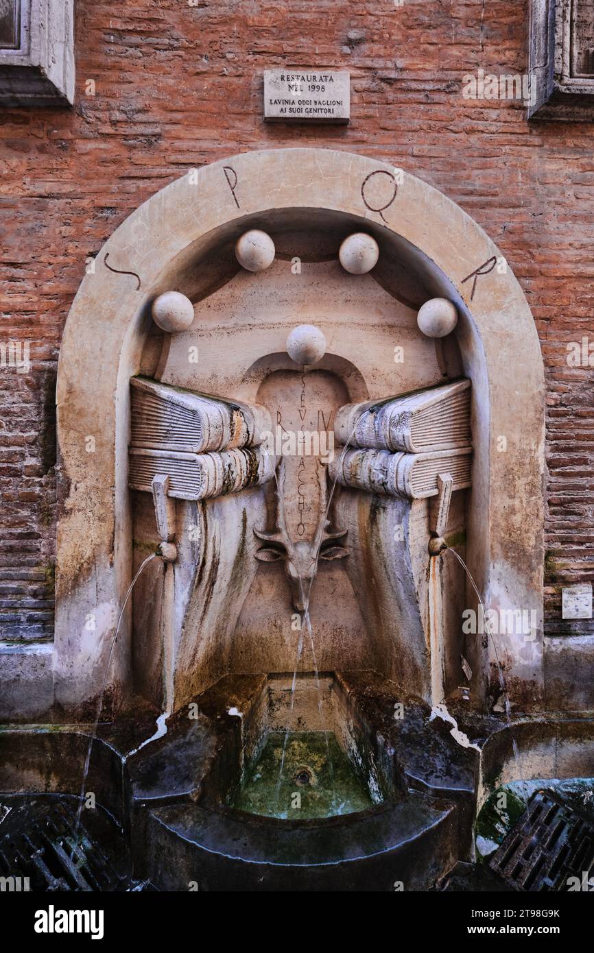 Rome, Italie - octobre 29 2023 : Fontaine des Livres (en italien Fontana dei Libri) près de la Piazza Navona Banque D'Images