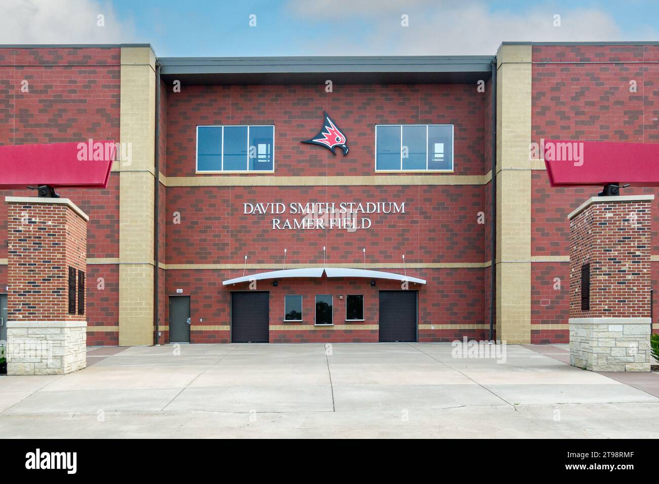 RIVER FALLS, WI, États-Unis - 22 JUILLET 2023 : David Smith Stadium et Ramer Field sur le campus de l'Université de Wisconsin-River Falls. Banque D'Images