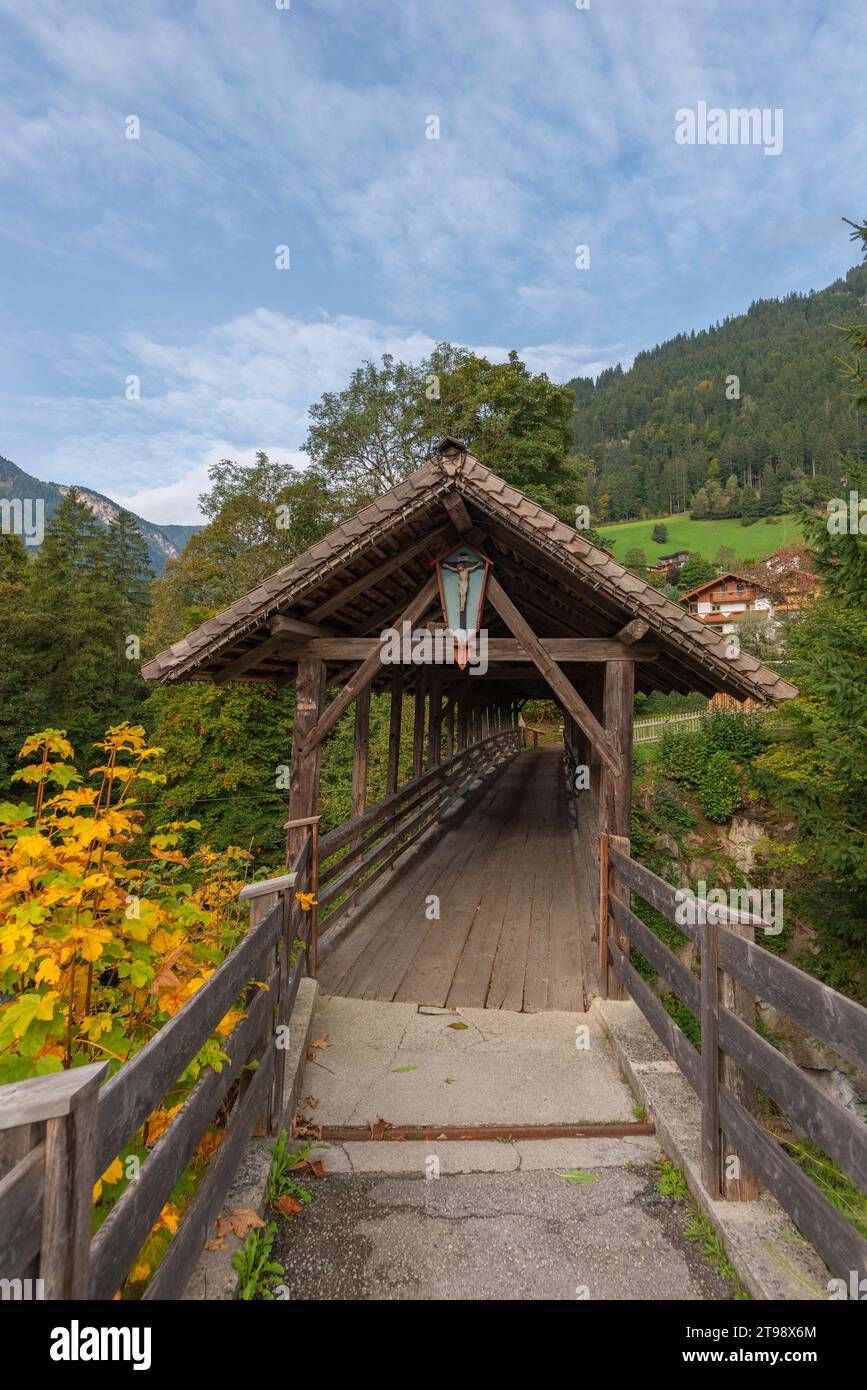 Teufelsbrücke ou Pont du Diable dans Finkenberg municipalité, Tuxer Tal, Tux,Tyrol, Zillertaler Alpes, Ausrtria Banque D'Images