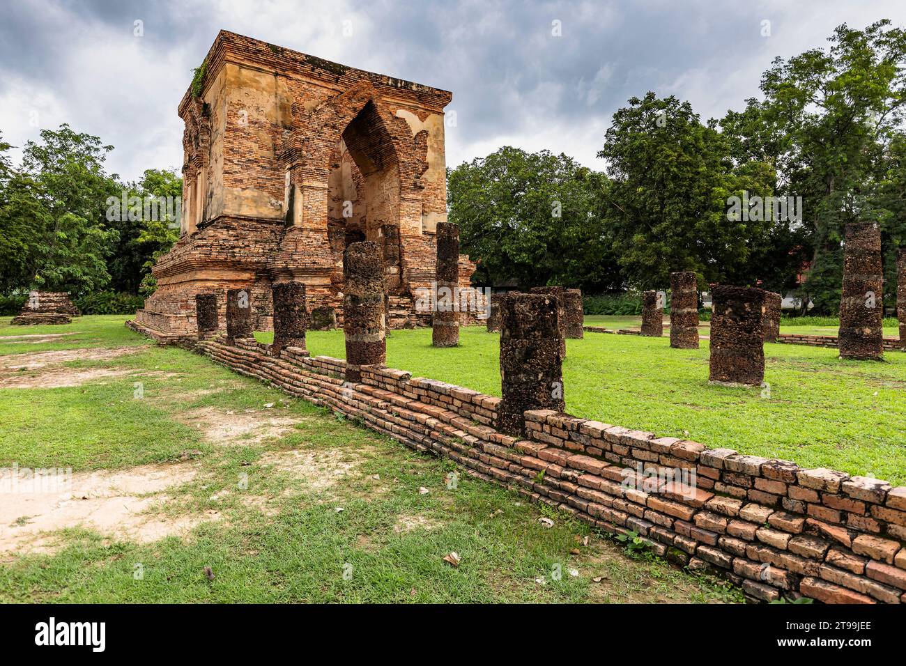 Parc historique de Sukhothai, Wat Traphang Thong Lang, Sukhothai, Thaïlande, Asie du Sud-est, Asie Banque D'Images