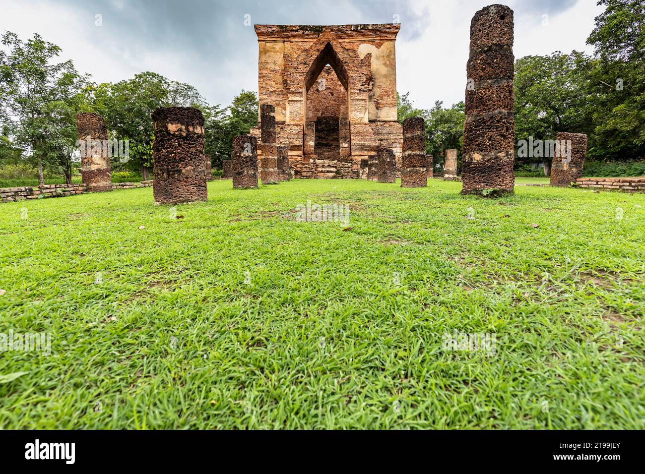 Parc historique de Sukhothai, Wat Traphang Thong Lang, Sukhothai, Thaïlande, Asie du Sud-est, Asie Banque D'Images