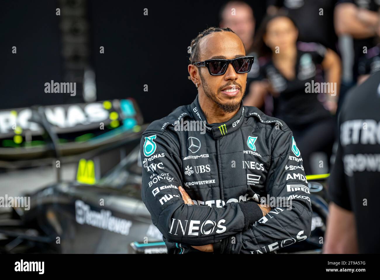 Abu Dhabi, Émirats arabes Unis, novembre 23, Lewis Hamilton, du Royaume-Uni, concourt pour Mercedes F1. Le build up, ronde 23 du championnat de Formule 1 2023. Crédit : Michael Potts/Alamy Live News Banque D'Images