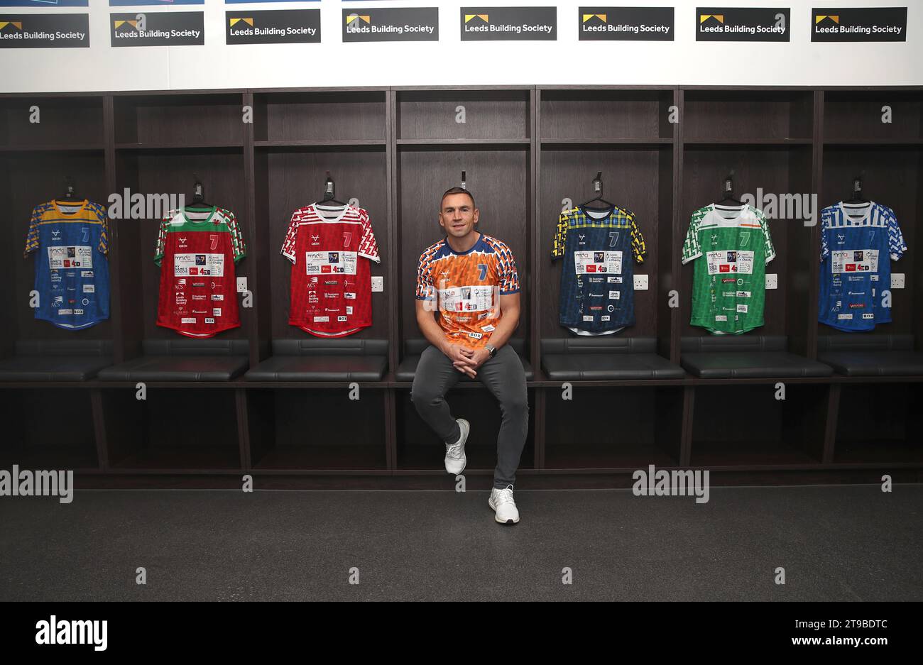 Kevin Sinfield pendant un photocall à Headingley, Leeds. Kevin Sinfield courra une fois de plus sept ultra marathons en sept jours le mois prochain, alors qu’il poursuit sa campagne de collecte de fonds et de sensibilisation pour aider les personnes touchées par la maladie du motoneurone. Date de la photo : Vendredi 24 novembre 2023. Banque D'Images