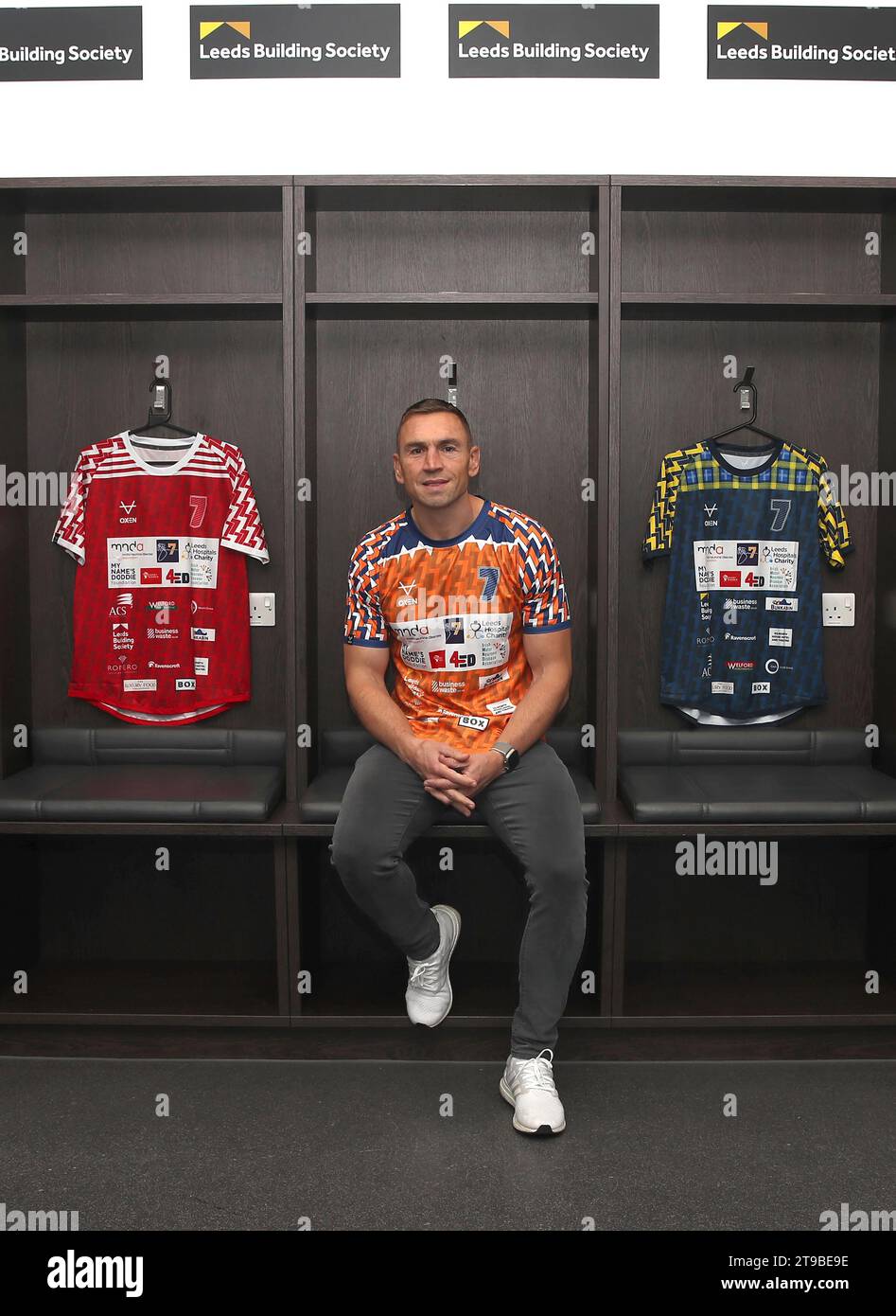 Kevin Sinfield pendant un photocall à Headingley, Leeds. Kevin Sinfield courra une fois de plus sept ultra marathons en sept jours le mois prochain, alors qu’il poursuit sa campagne de collecte de fonds et de sensibilisation pour aider les personnes touchées par la maladie du motoneurone. Date de la photo : Vendredi 24 novembre 2023. Banque D'Images