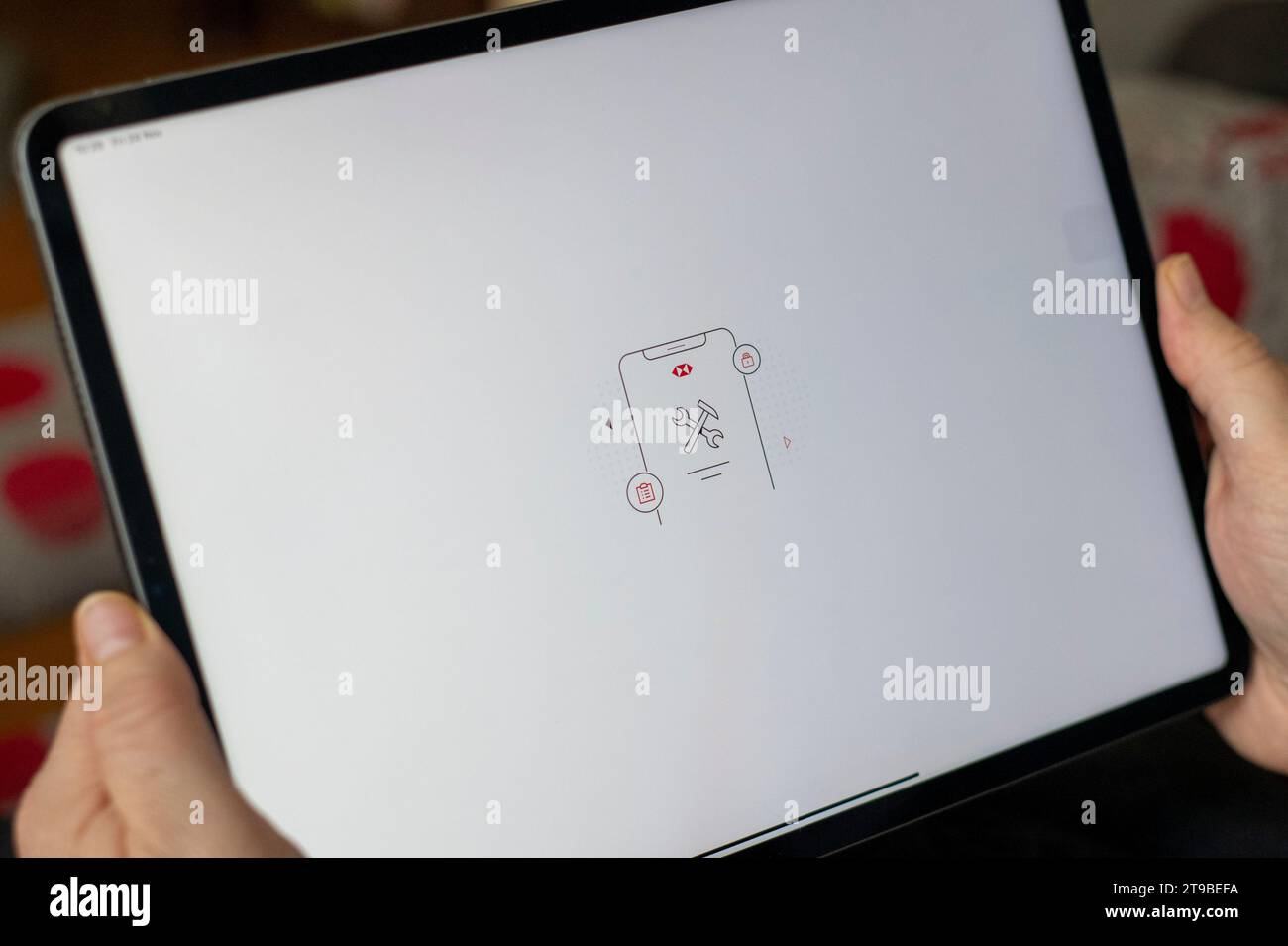 Des milliers de clients HSBC au Royaume-Uni n'ont pas pu accéder aux services bancaires en ligne le Black Friday, 24 novembre 23, lectures d'écran, services bancaires mobiles indisponibles Banque D'Images