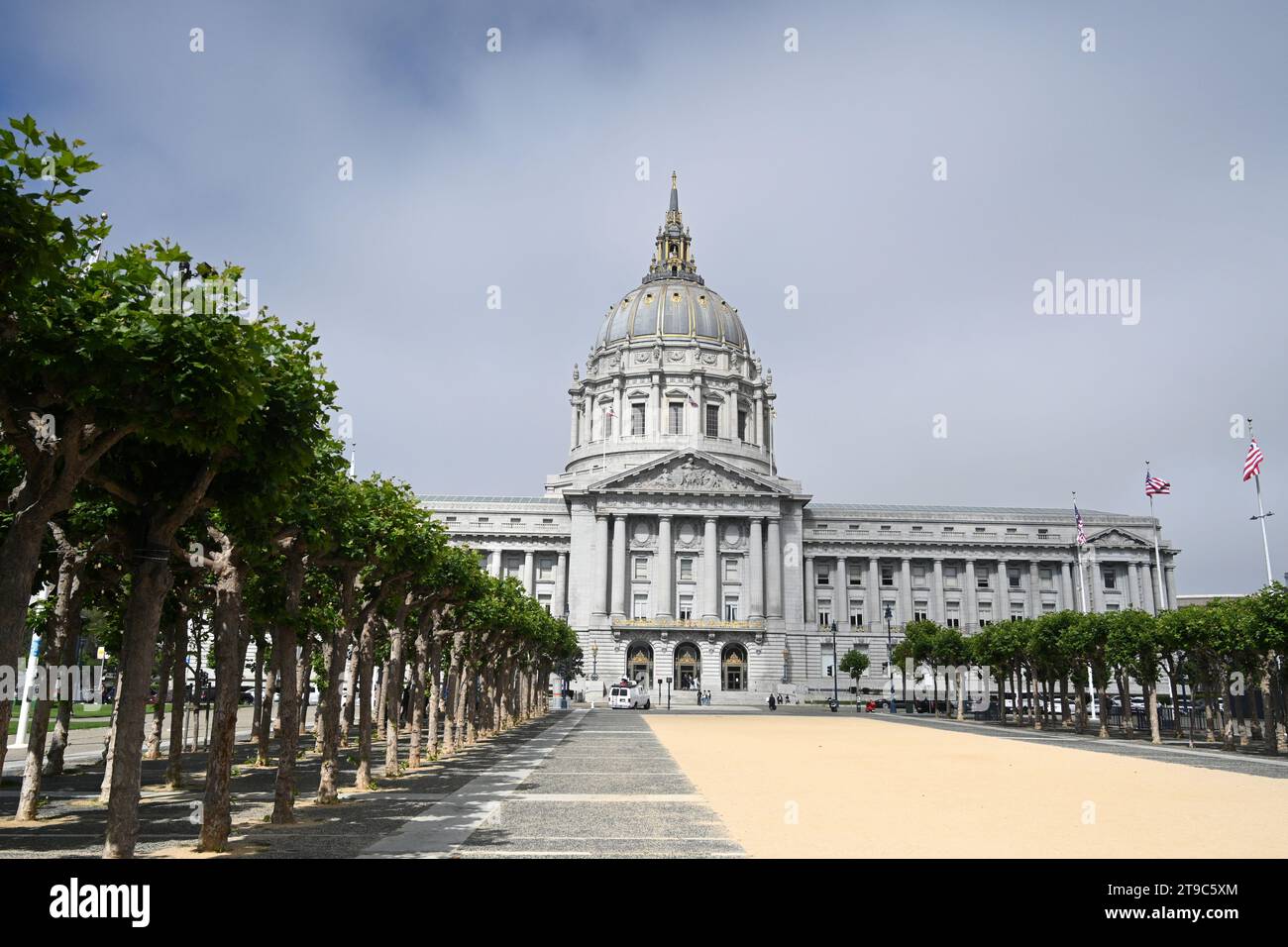 San Francisco, CA, États-Unis - 26 juillet 2023 : l'hôtel de ville de San Francisco est le siège du gouvernement de la ville et du comté de San Francisco, en Californie. Banque D'Images