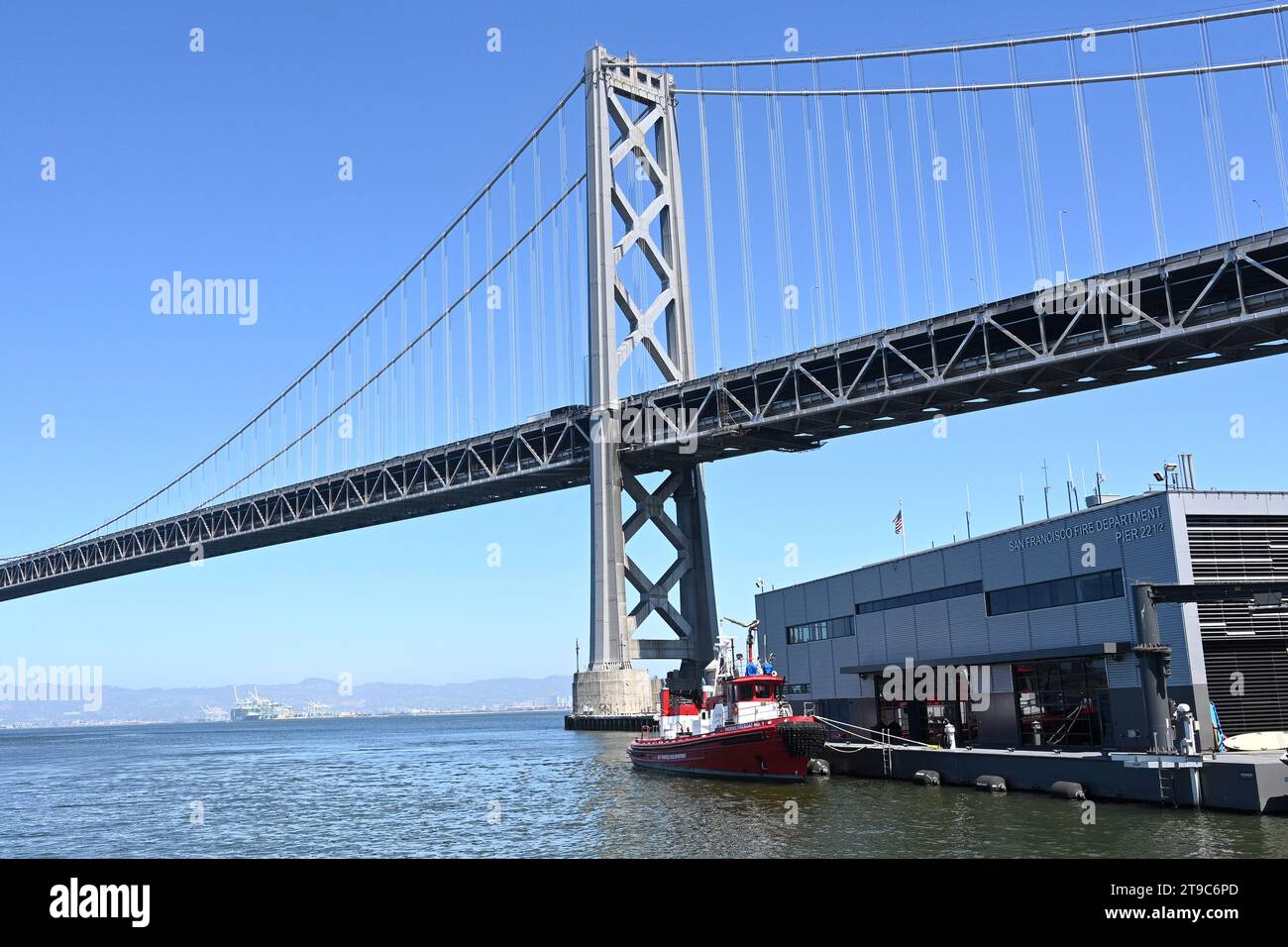 San Francisco, CA, USA - 26 juillet 2023 : Fire Department Station 35 au Pier 22 à San Francisco. Banque D'Images