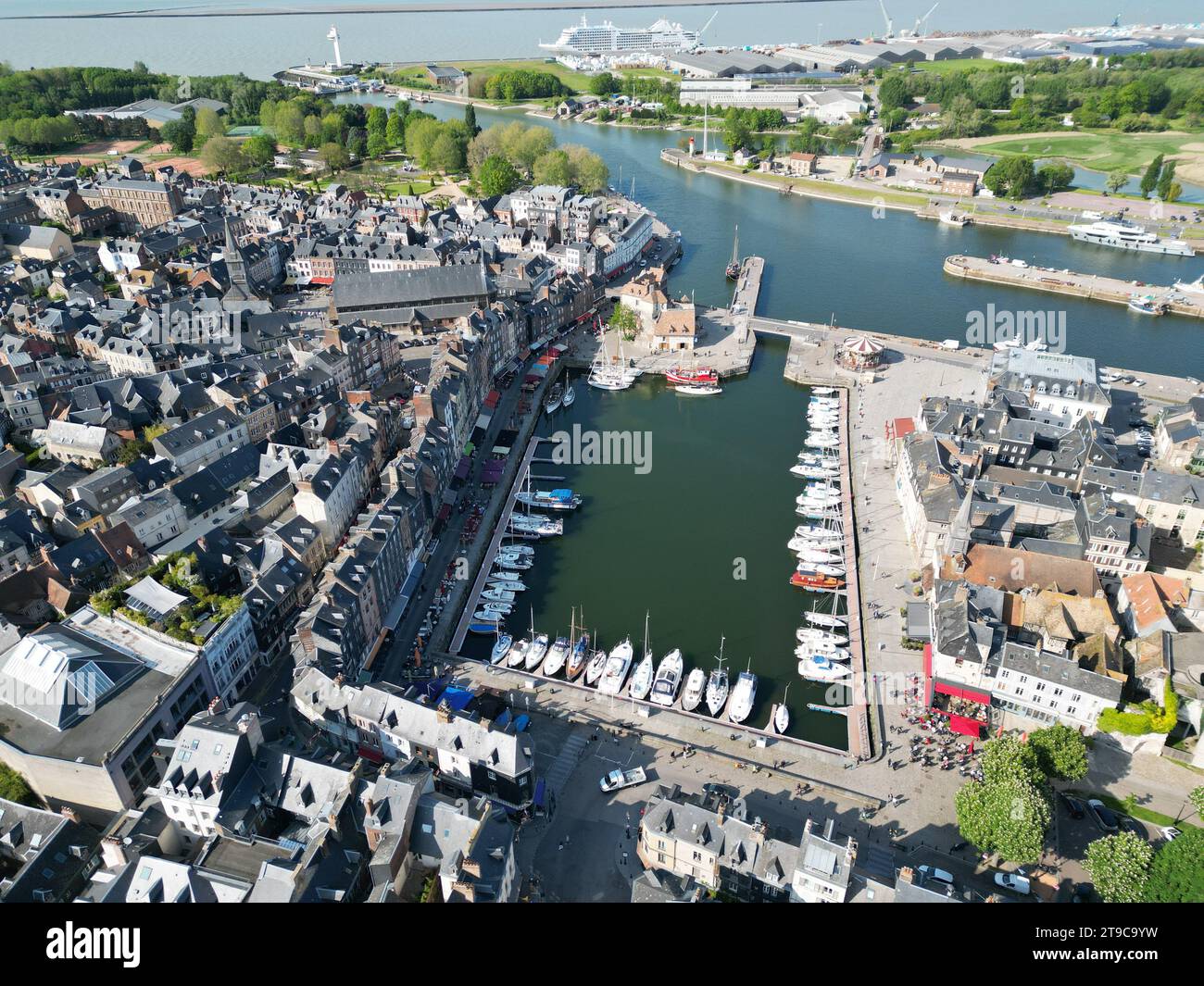 Honfleur port France drone aérien été Banque D'Images