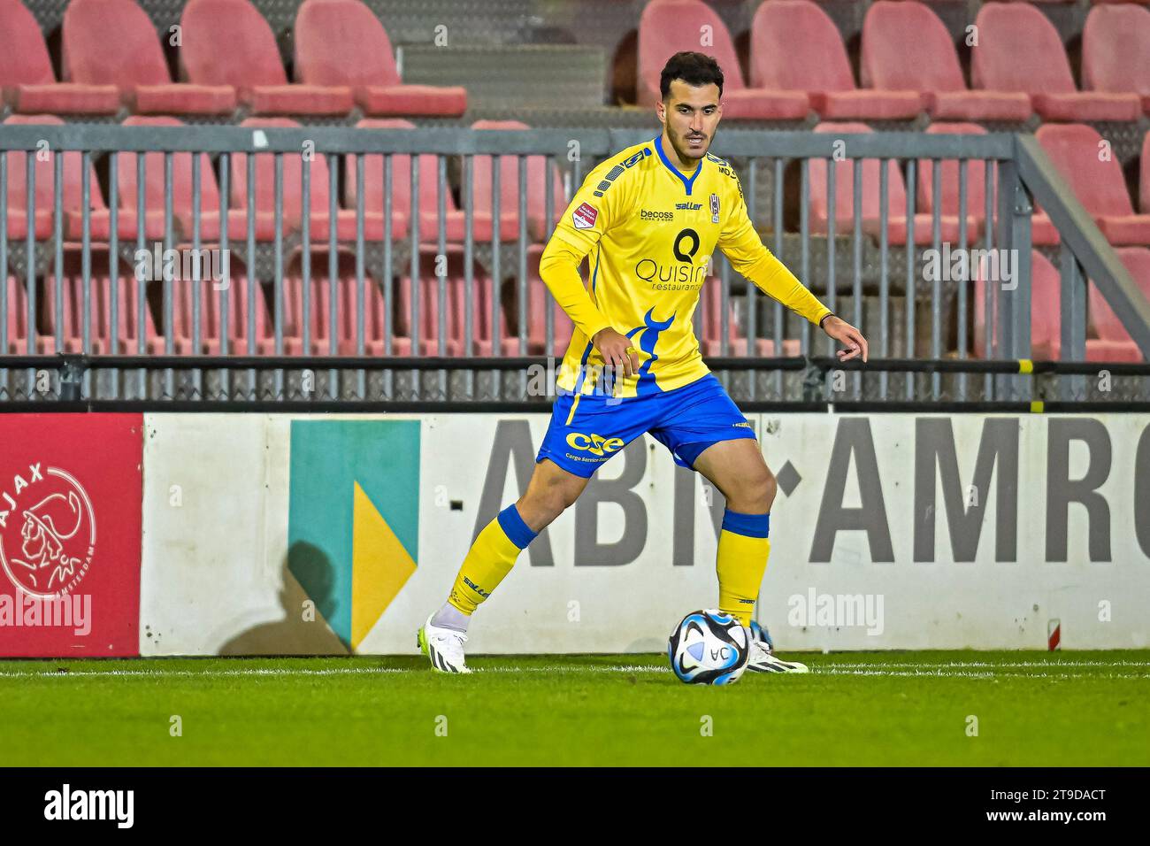 Amsterdam, pays-Bas. 24 novembre 2023. AMSTERDAM, PAYS-BAS - NOVEMBRE 24 : Vasilios Pavlidis du TOP OSS en action lors du match néerlandais Keuken Kampioen Divisie entre Jong Ajax et TOP OSS au Sportpark de toekomst le 24 novembre 2023 à Amsterdam, pays-Bas. (Photo de Jan Mulder/Orange Pictures) crédit : Orange pics BV/Alamy Live News Banque D'Images