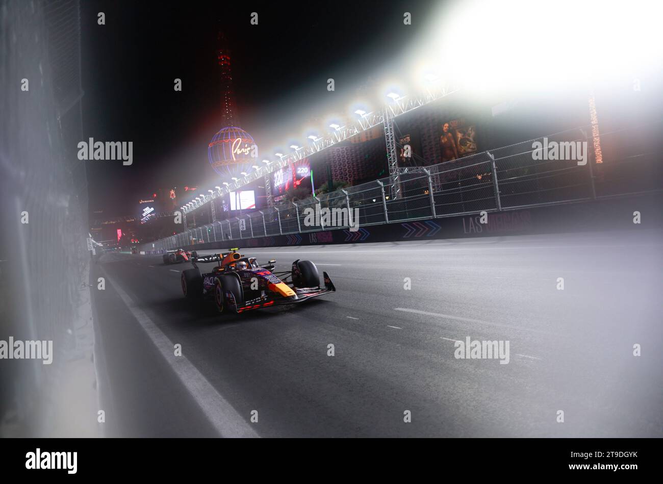 #11 Sergio Perez (MEX, Oracle Red Bull Racing), Grand Prix de F1 de Las Vegas au Las Vegas Strip circuit le 17 novembre 2023 à Las Vegas, États-Unis d'Amérique. (Photo de HOCH ZWEI) Banque D'Images