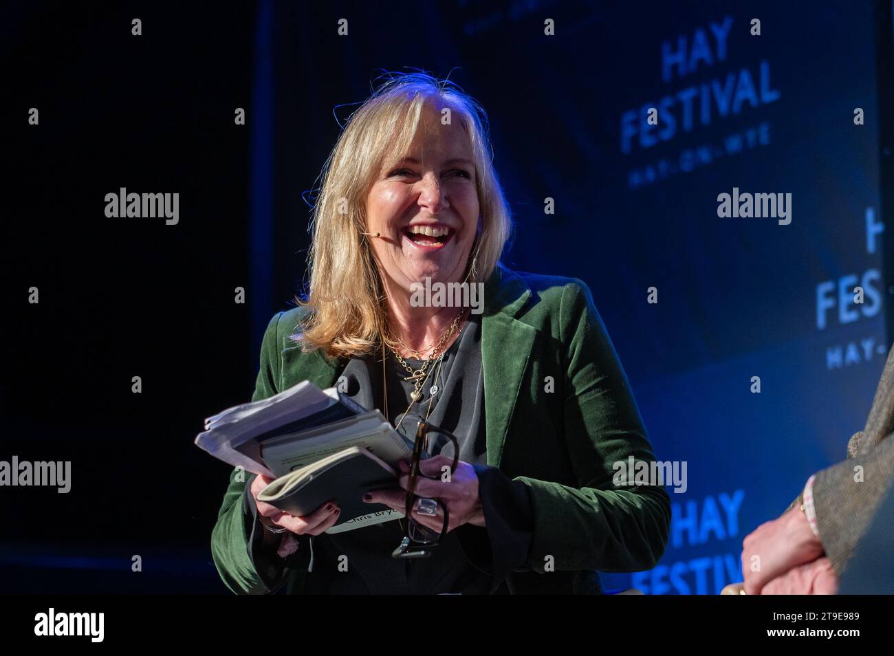 Hay-on-Wye, pays de Galles, Royaume-Uni. Vendredi 24 novembre 2023. Chris Bryant et Dominic Grieve discutent avec Jennifer Nadel au Hay Festival Winter Weekend 2023. Crédit : Sam Hardwick/Alamy Live News. Banque D'Images