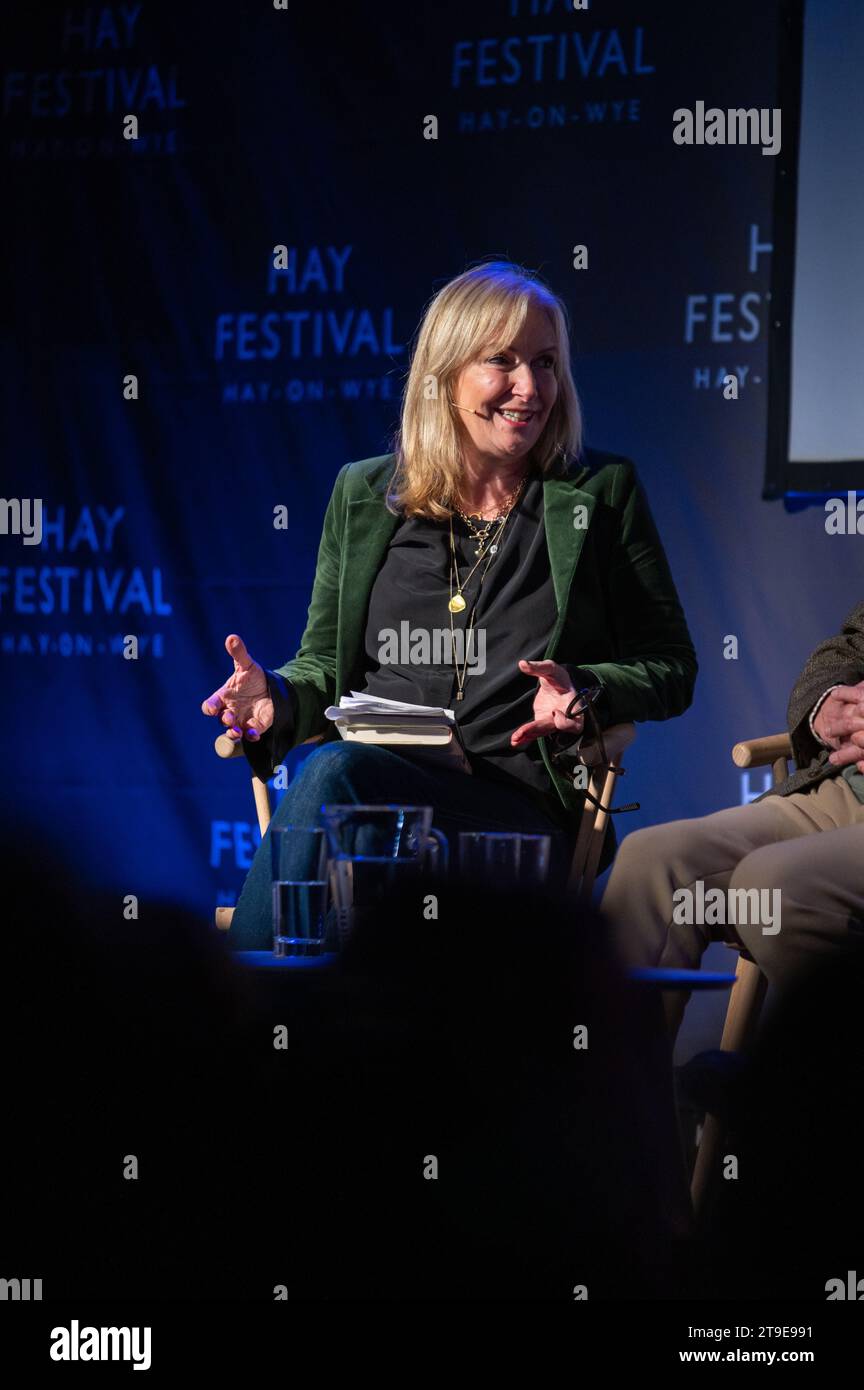 Hay-on-Wye, pays de Galles, Royaume-Uni. Vendredi 24 novembre 2023. Chris Bryant et Dominic Grieve discutent avec Jennifer Nadel au Hay Festival Winter Weekend 2023. Crédit : Sam Hardwick/Alamy Live News. Banque D'Images