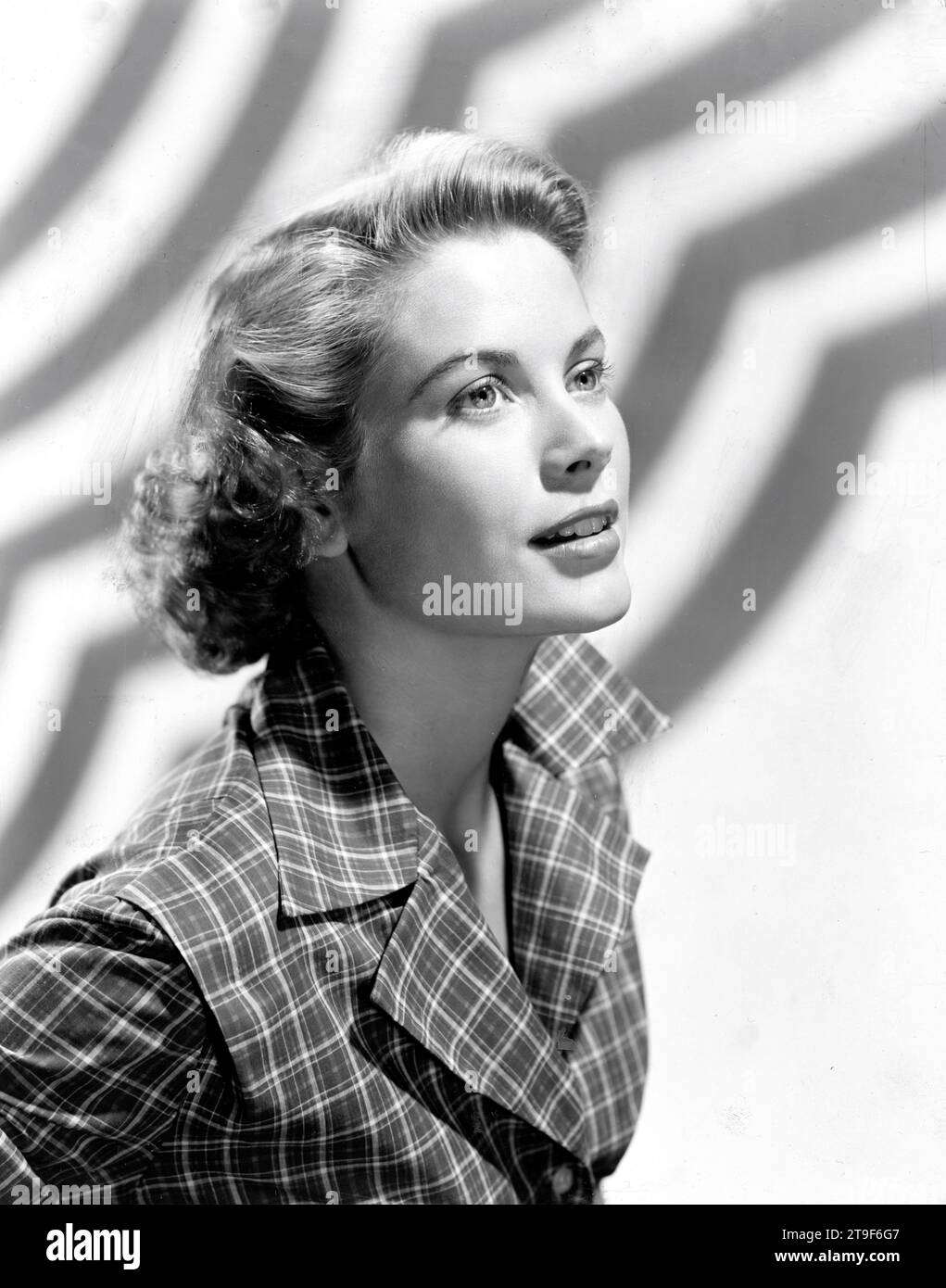 GRACE KELLY 1953 Portrait publicitaire pour Metro Goldwyn Mayer (MGM) Banque D'Images