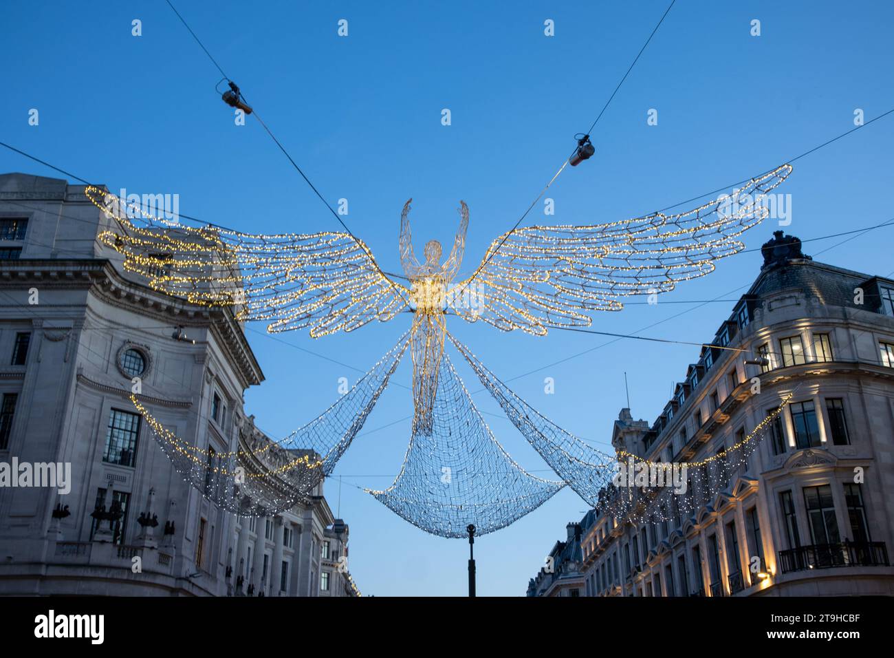 Royaume-Uni, Londres - West End Christmas Lights sur Regent Street Banque D'Images