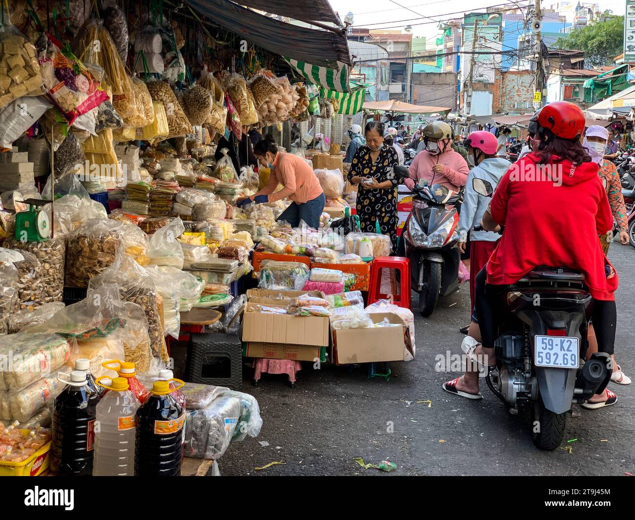 Scène du marché de Binh Tay, Ho Chi Minh-ville, Vietnam. Banque D'Images