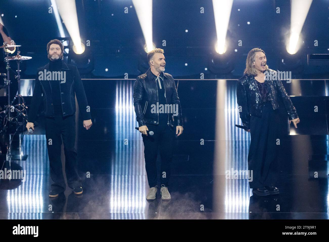 Offenburg, Allemagne, 25. Novembre 2023, Take That se produit à l'émission télévisée allemande 'Wetten, dass..?', crédit : Karsten Socher Fotografie/Alamy Live News Banque D'Images