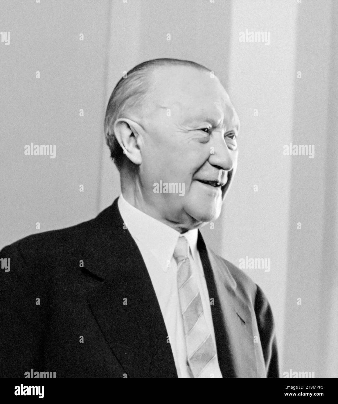 Konrad Adenauer. Portrait du premier chancelier de la Rébuplique fédérale d'Allemagne, Konrad Hermann Joseph Adenauer (1876-1967) à la Maison Blanche en 1959 Banque D'Images