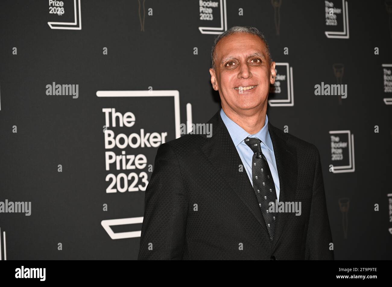 Londres, Royaume-Uni. 26 novembre 2023. Nitin Sawhney assiste à la cérémonie des lauréats du Booker Prize 2023 à Old Billingsgate, Londres, Royaume-Uni. Crédit : Voir Li/Picture Capital/Alamy Live News Banque D'Images