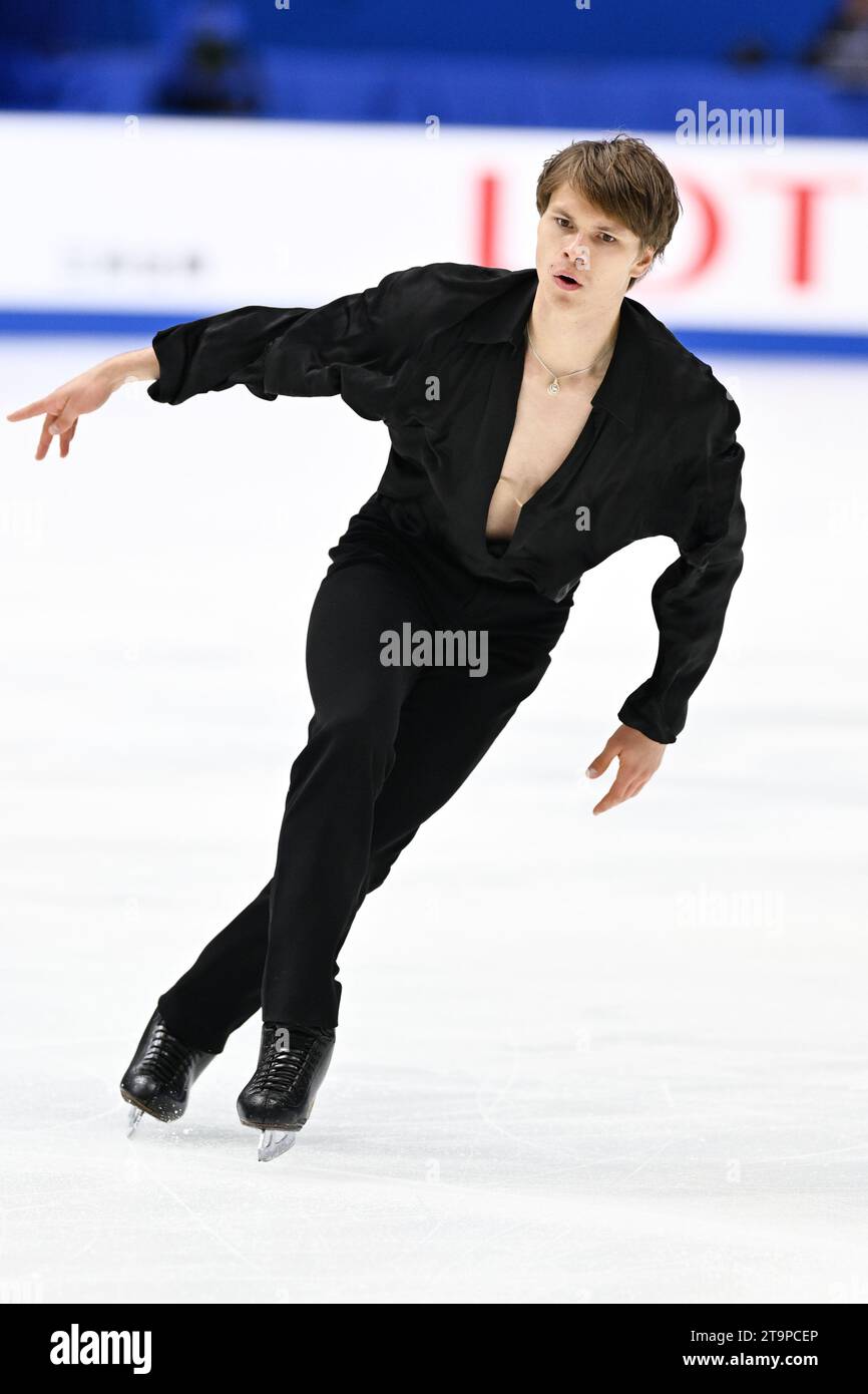Deniss Vasiljevs (LAT), 24 NOVEMBRE 2023 - Patinage artistique : Grand Prix ISU de patinage artistique Trophée NHK 2023/24 Programme court masculin à Osaka, Japon. (Photo de MATSUO.K/AFLO SPORT) Banque D'Images