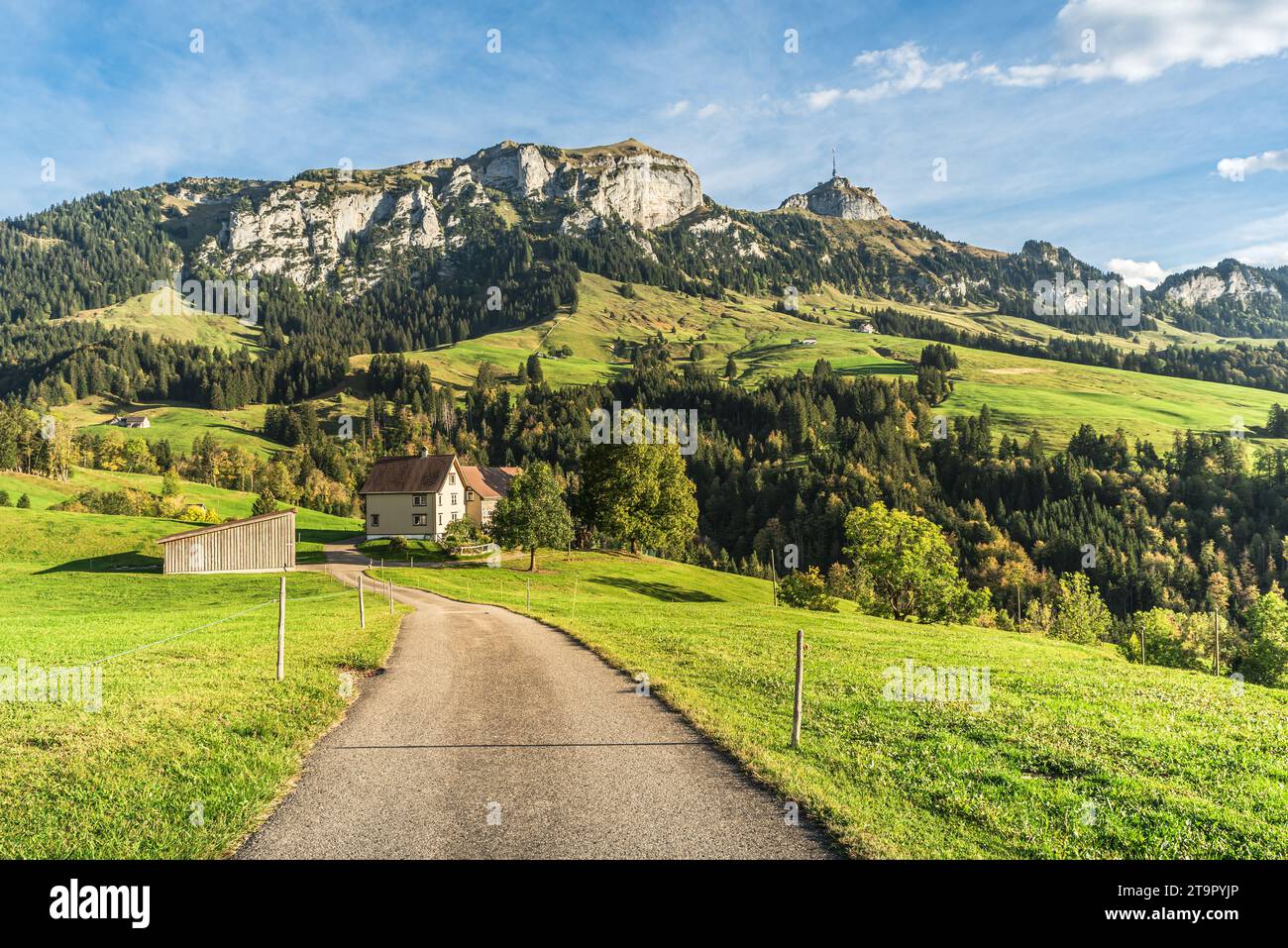 Hoher Kasten et Kamor dans les montagnes Alpstein, Bruelisau, canton d'Appenzell Innerrhoden, Suisse Banque D'Images