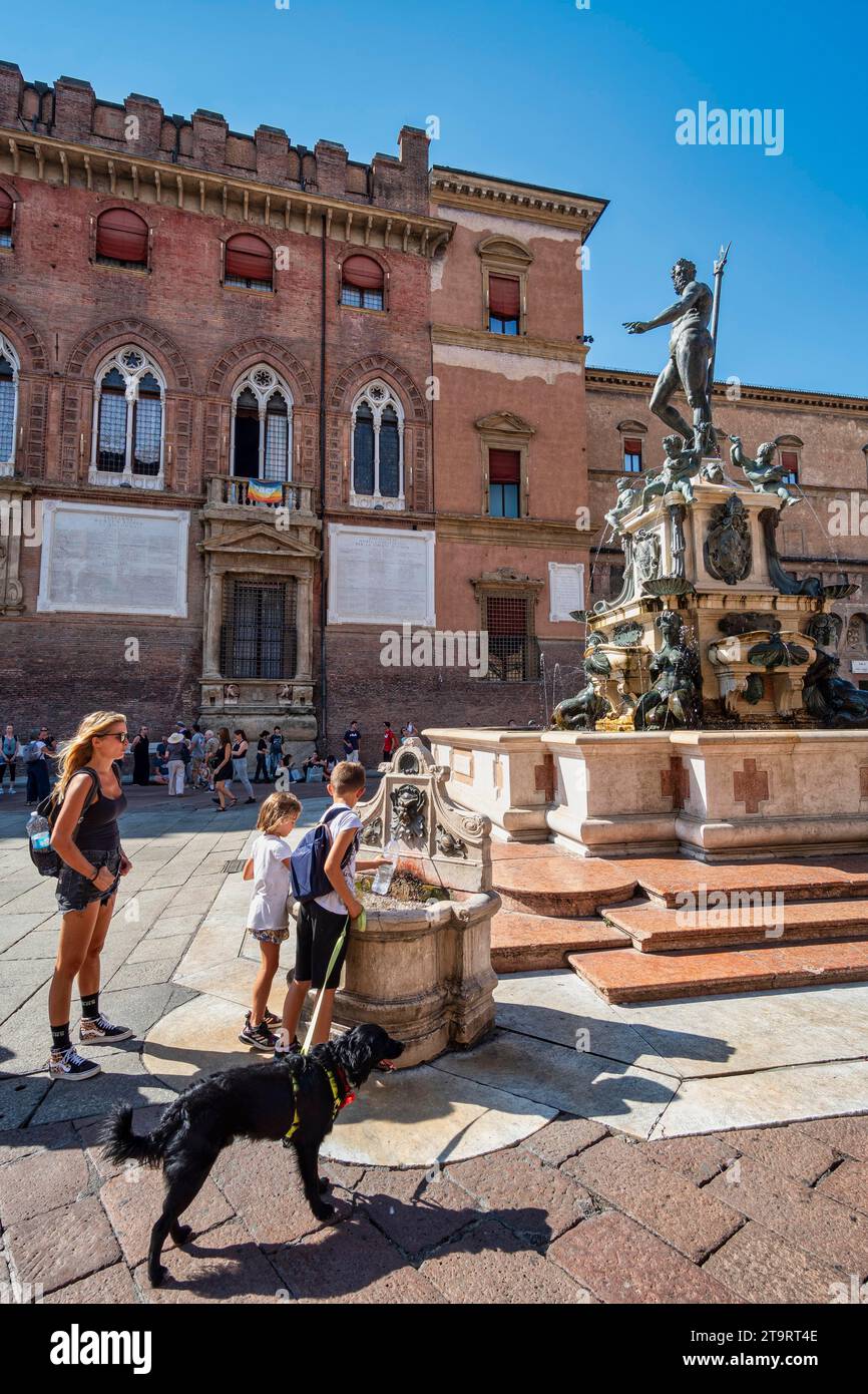 Fontaine de Neptune, Bologne, Émilie-Romagne, Italie Banque D'Images