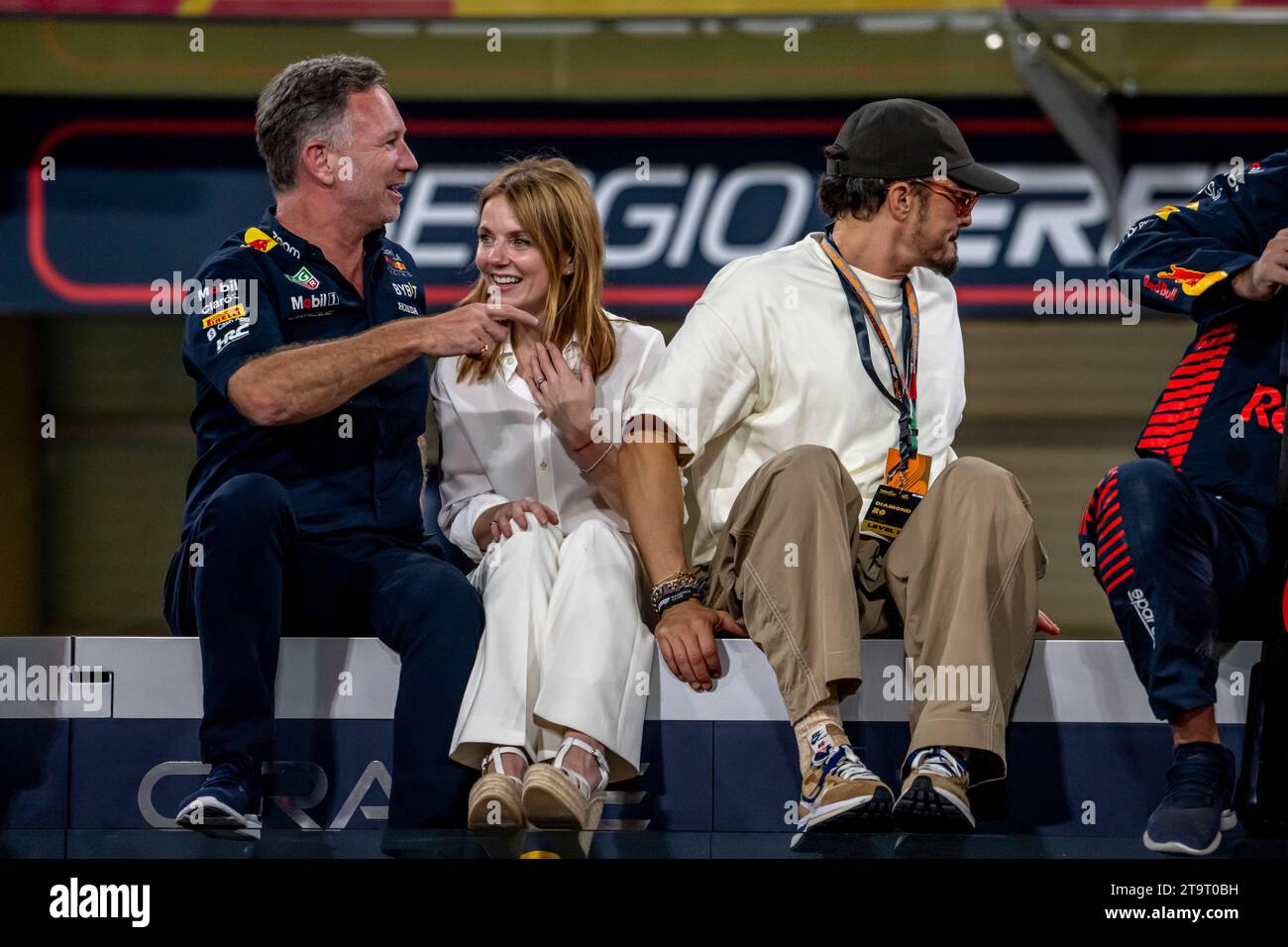 Abu Dhabi, Émirats arabes Unis, le 27 novembre 2023, Orlando Bloom participe au jour de la course, 23e manche du championnat de Formule 1 2023. Crédit : Michael Potts/Alamy Live News Banque D'Images