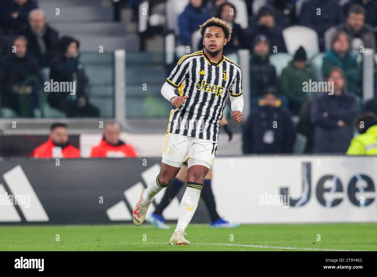 Turin, Italie. 26 novembre 2023. Weston Mckennie de la Juventus a vu lors du match de football 2023ñ24 Serie A entre la Juventus et l'Inter à l'Allianz Stadium. Score final ; Juventus 1:1 Inter. (Photo Grzegorz Wajda/SOPA Images/Sipa USA) crédit : SIPA USA/Alamy Live News Banque D'Images