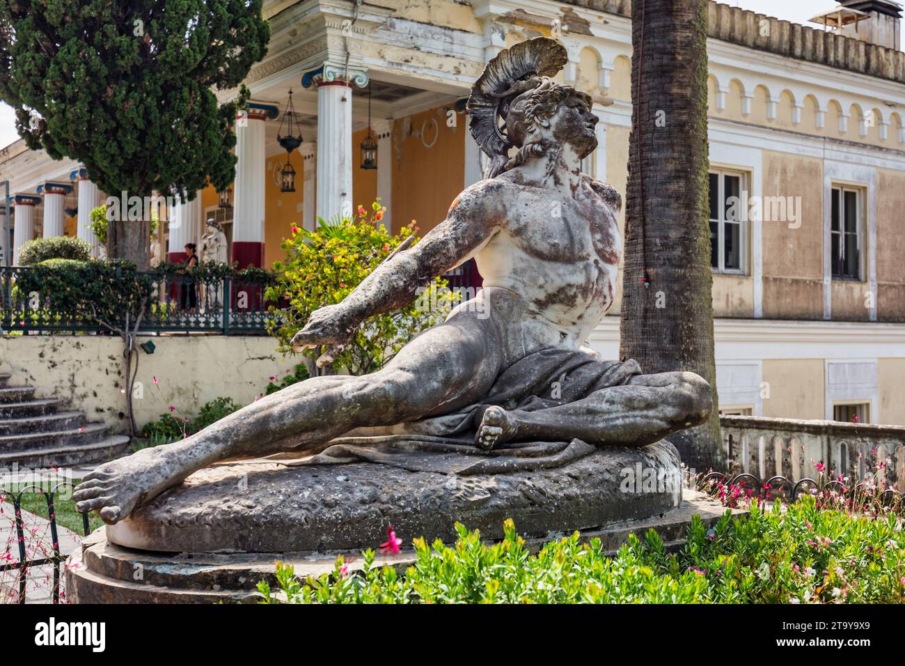 Palais Achilleion de l'île de Corfou, en Grèce, construit par l'impératrice d'Autriche Elisabeth de Bavière, également connue sous le nom de Sisi. Le palais Achilleion de Corfou, Greec Banque D'Images