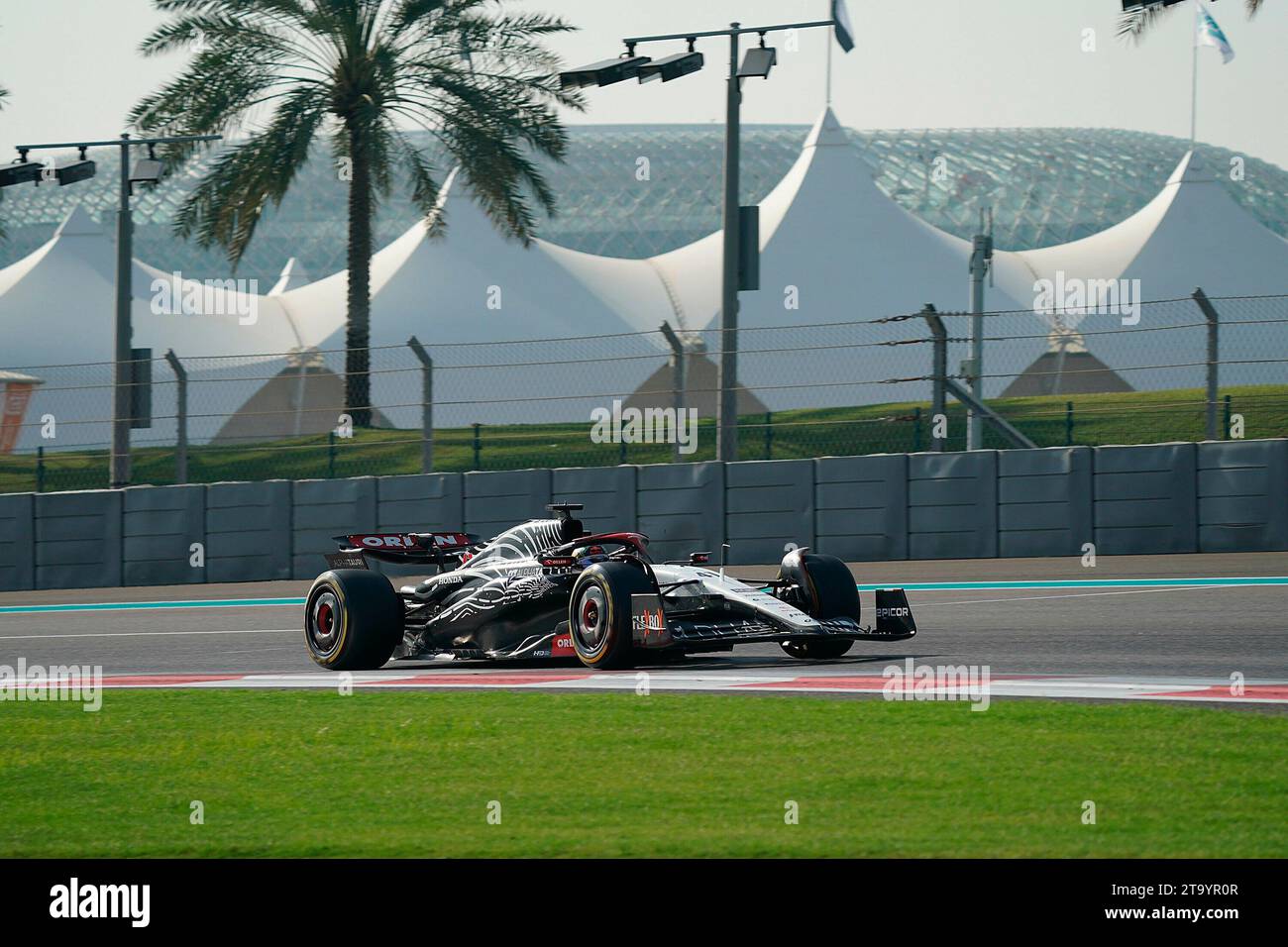 28 novembre 2023, Yas Marina circuit, Abu Dhabi, Formule 1 Abu Dhabi Test 2023, dans la photo Ayumu Iwasa (JPN), Scuderia AlphaTauri Banque D'Images