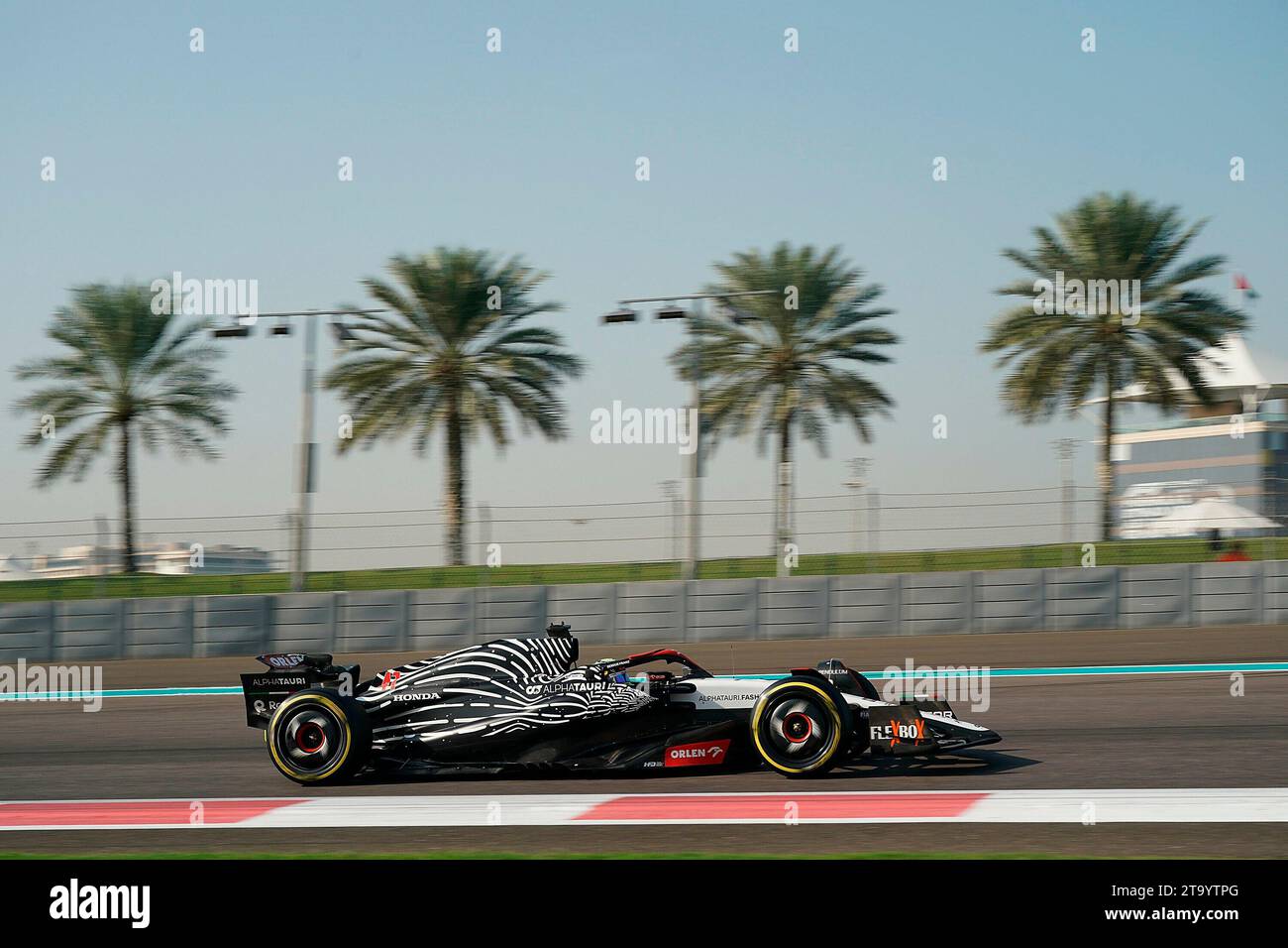 28 novembre 2023, Yas Marina circuit, Abu Dhabi, Formule 1 Abu Dhabi Test 2023, dans la photo Ayumu Iwasa (JPN), Scuderia AlphaTauri Banque D'Images