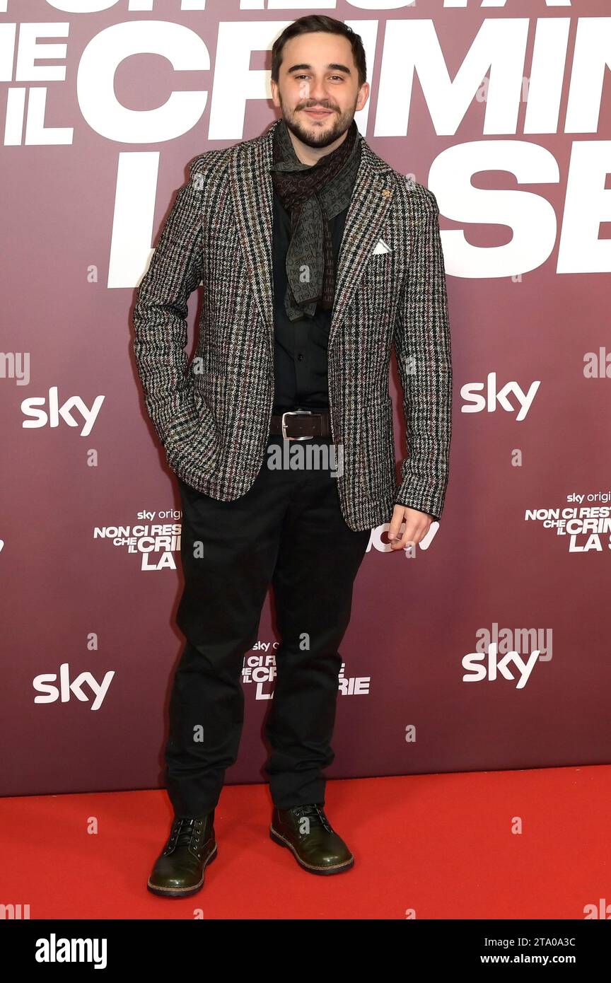 Marco Todisco BEI der Premiere der Sky TV-Serie 'non ci resta che il  crimine - la serie' im Space Cinema Moderno. ROM, 27.11.2023 Photo Stock -  Alamy