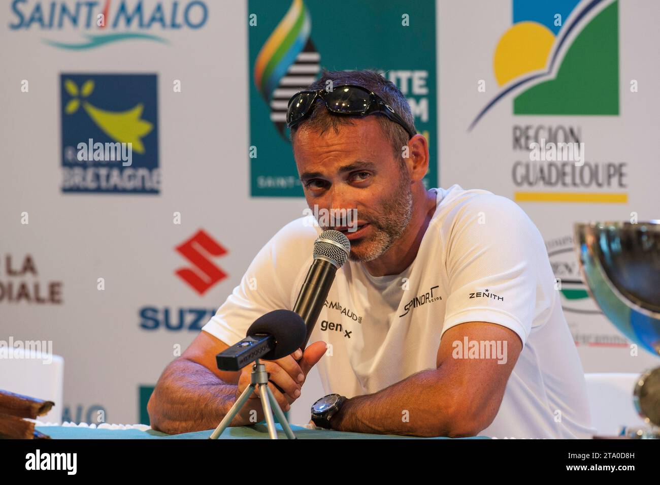 Yann Guichard, skipper du maxi trimaran Spindrift 2, catégorie ultime, lors de sa conférence de presse après avoir terminé 2e de la route du Rhum destination Guadeloupe, à Pointe à Pitre, Guadeloupe, le 10 novembre 2014 - photo Olivier Blanchet / DPPI Banque D'Images