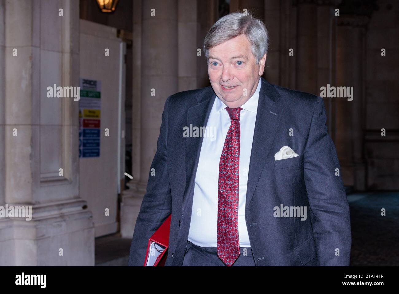 Downing Street, Londres, Royaume-Uni. 28 novembre 2023. Lord True CBE, leader de la Chambre des lords, Lord Privy Seal, assiste à la réunion hebdomadaire du Cabinet au 10 Downing Street. Photo par Amanda Rose/Alamy Live News Banque D'Images