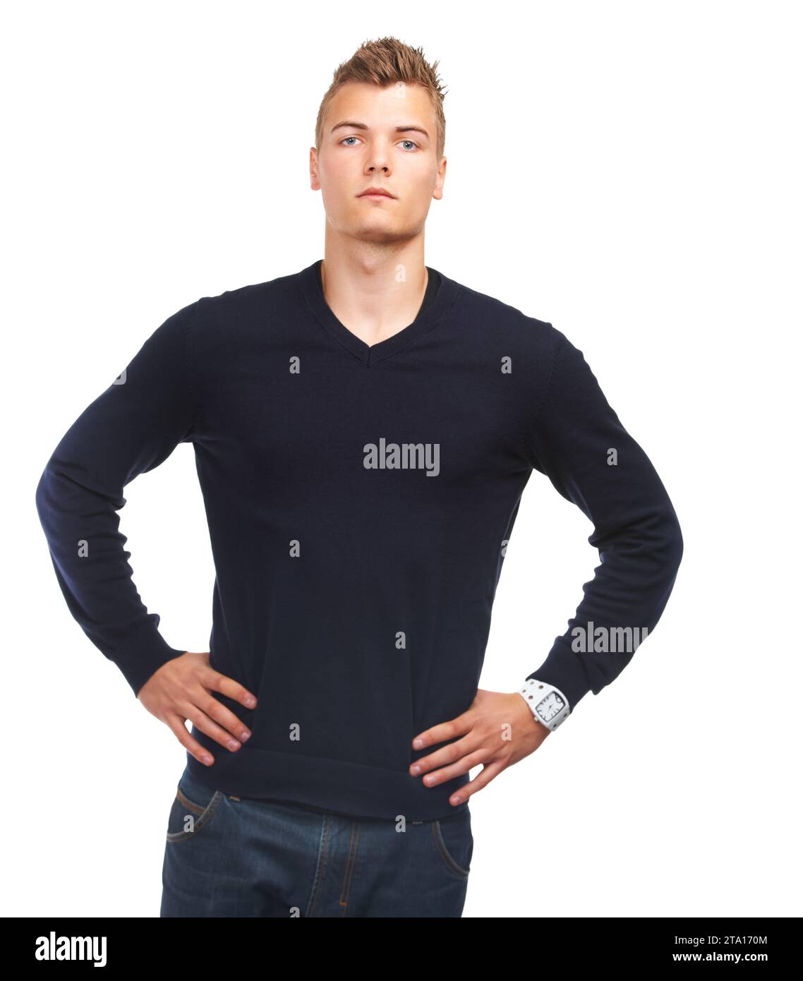 Homme, mode et style décontracté avec portrait, sérieux et isolé sur fond de studio blanc. À la mode, mur ou tendance avec des vêtements, debout ou Banque D'Images