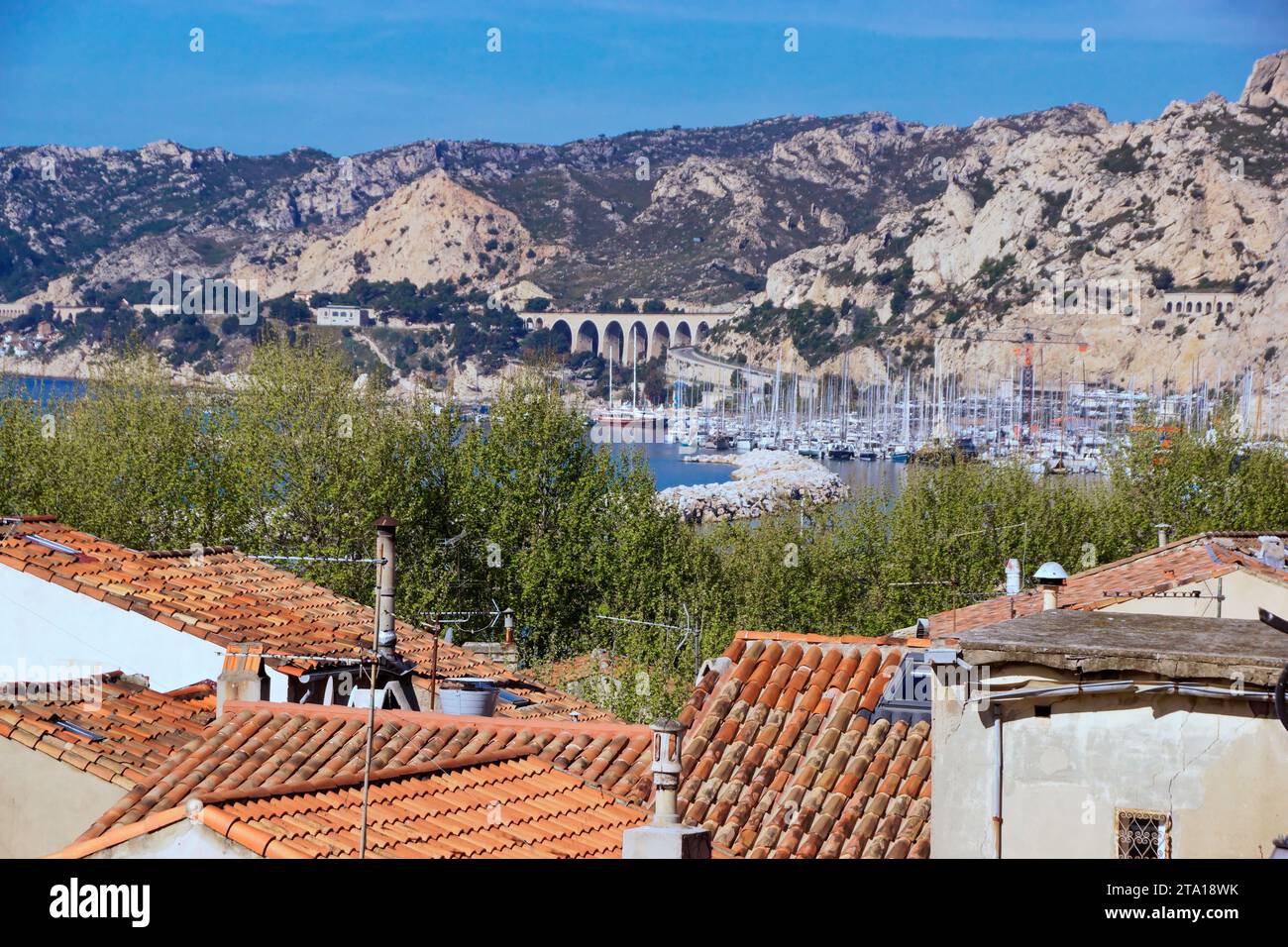 Série de photographies sur le petit port de pêche de l’Estaque, un quartier du nord de Marseille - vue sur la cote bleue Banque D'Images