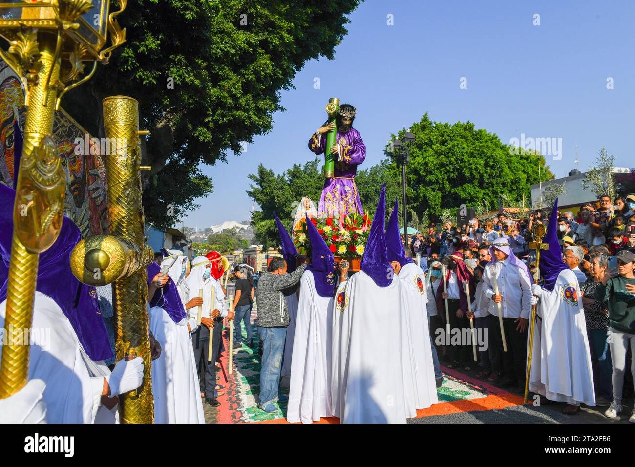 Vendredi Saint, procession silencieuse matinale, ville de Oaxaca, Mexique Banque D'Images